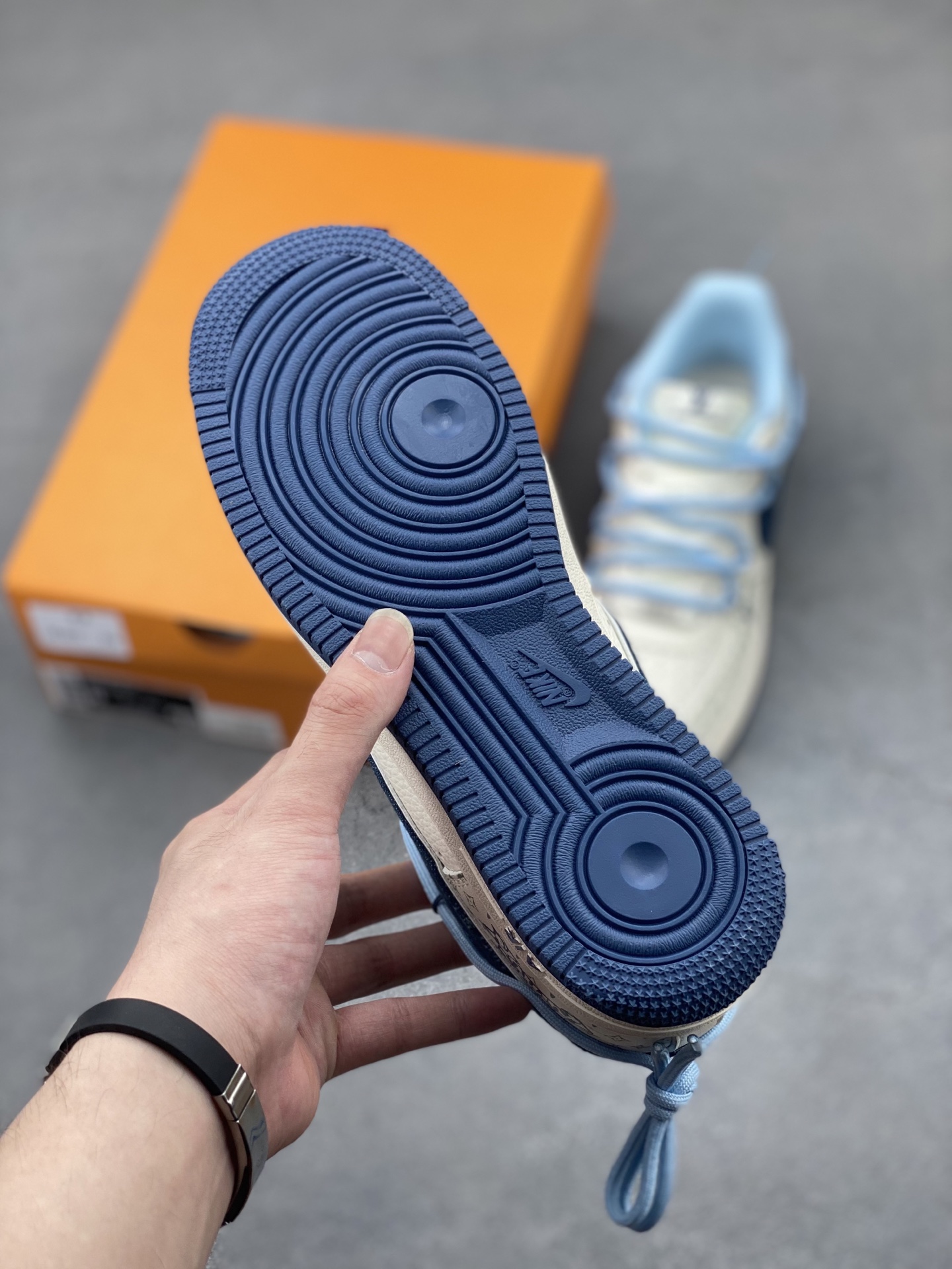 Nike Air Force 1 '07 Low Louis Vuitton Edition Sneakers - Limited Release 7 i1747844345346 2479 0 5