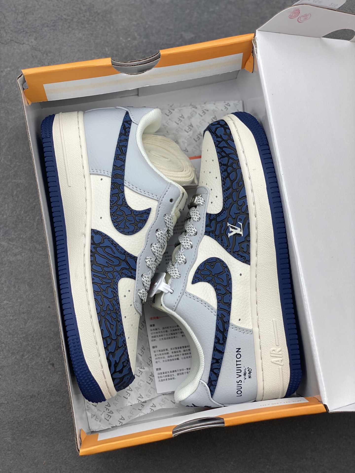 Nike Air Force 1 Low Louis Vuitton Custom Sneakers Limited Edition 10 i1747844470363 1274 0 8