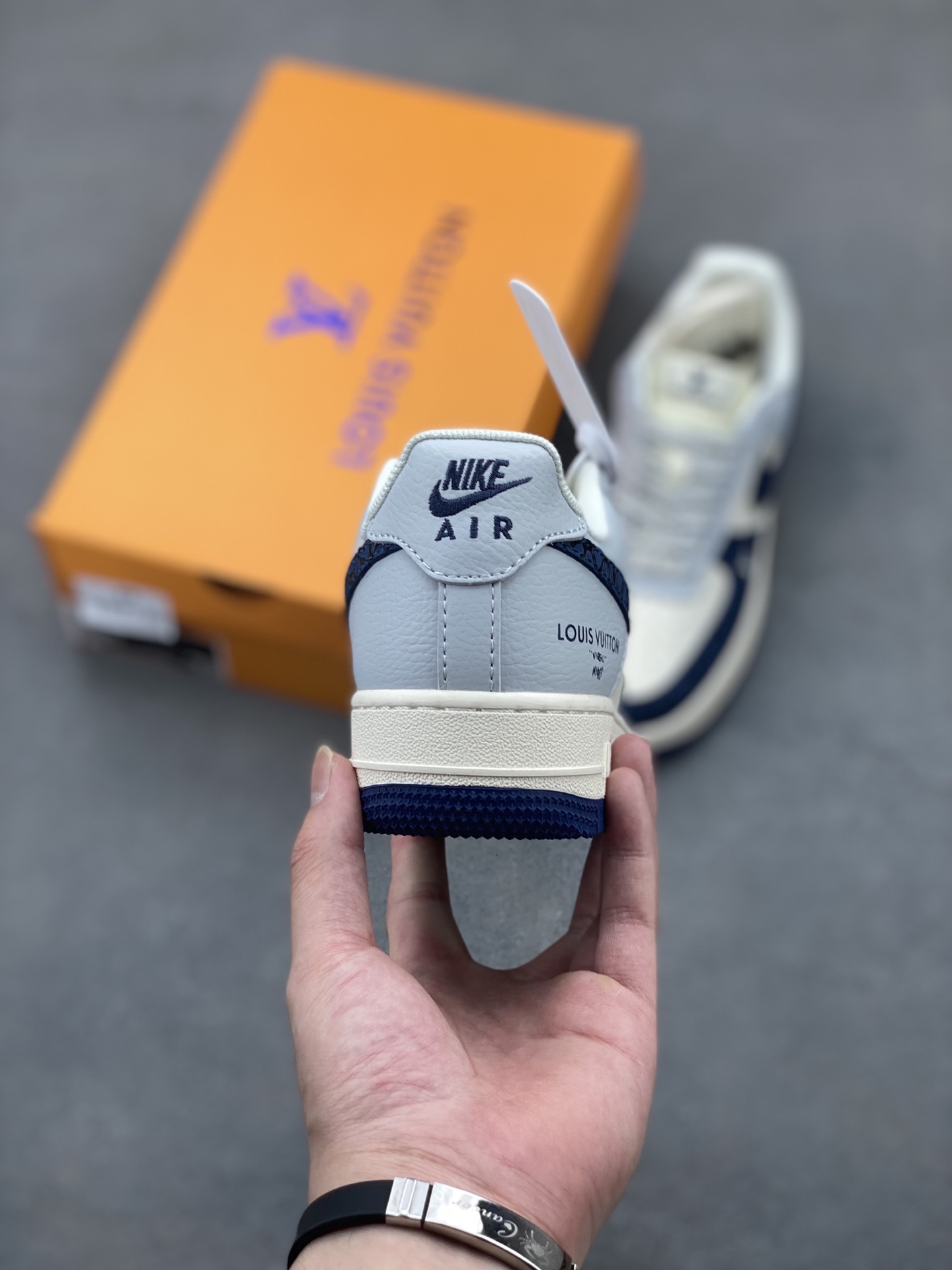 Nike Air Force 1 Low Louis Vuitton Custom Sneakers Limited Edition 5 i1747844483823 4389 0 3