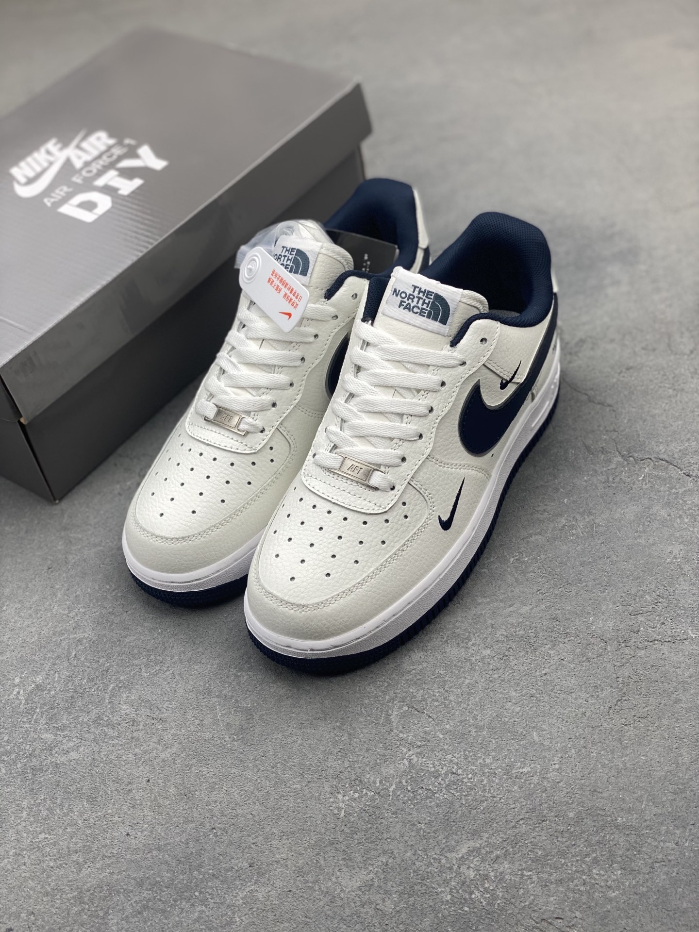 Nike Air Force 1 '07 Low Sneakers - Limited Edition Collaboration 9 i1747929945409 6584 0 7