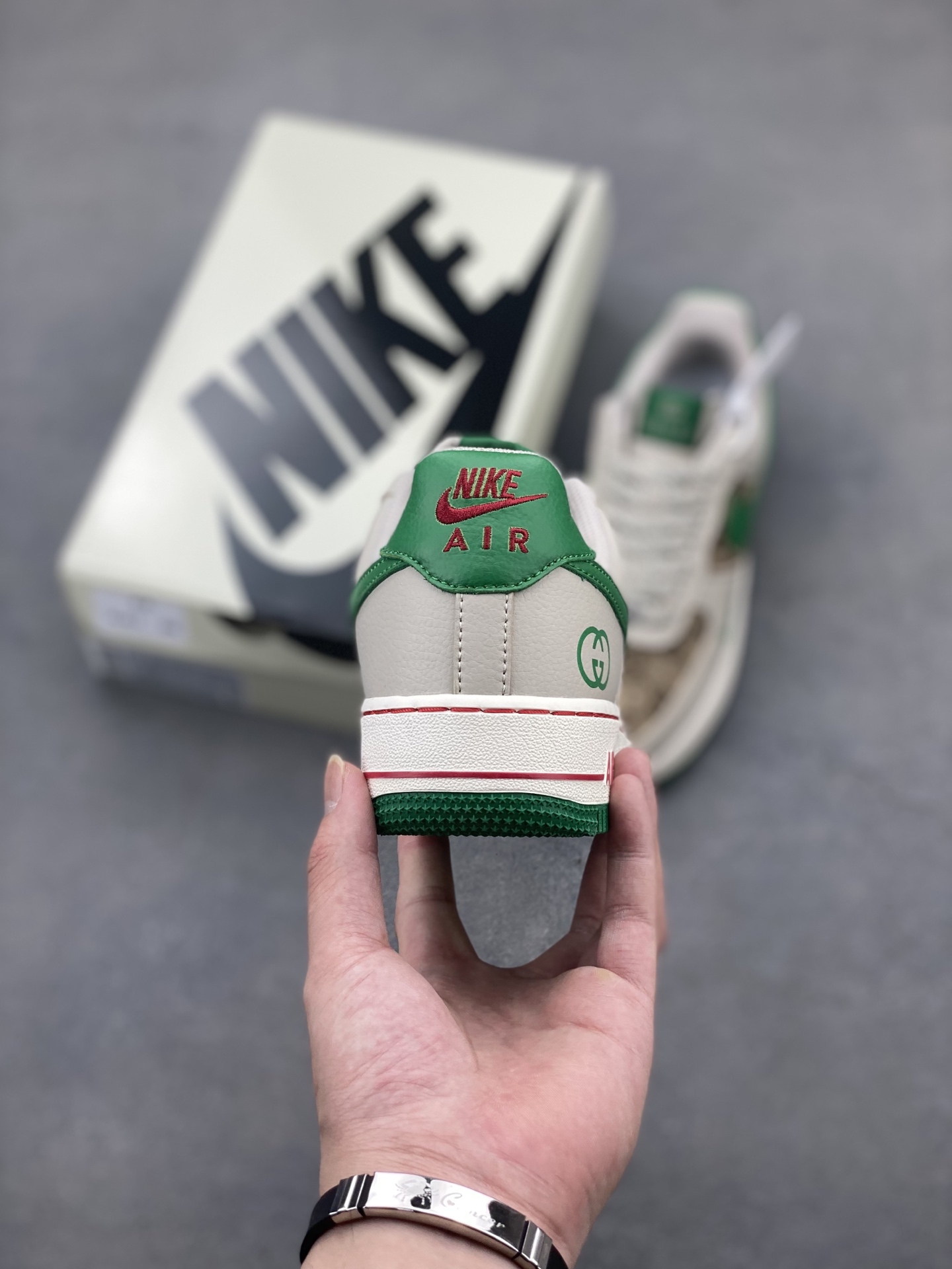 Nike Air Force 1 '07 Low Custom Gucci Sneakers - Limited Edition 5 i1747930009897 6296 0 3