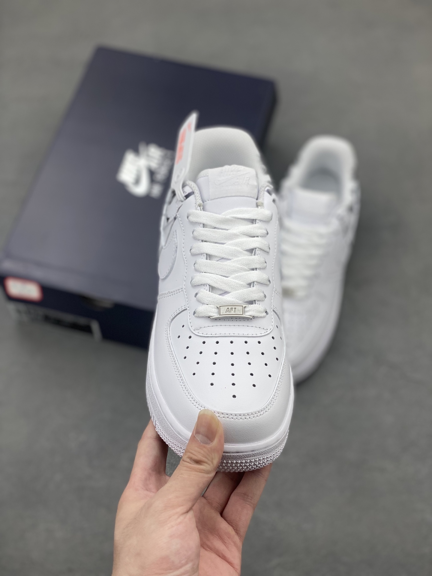 Nike Air Force 1 '07 Low White/Black Limited Edition Sneakers 3 i1748028520547 9501 0 1
