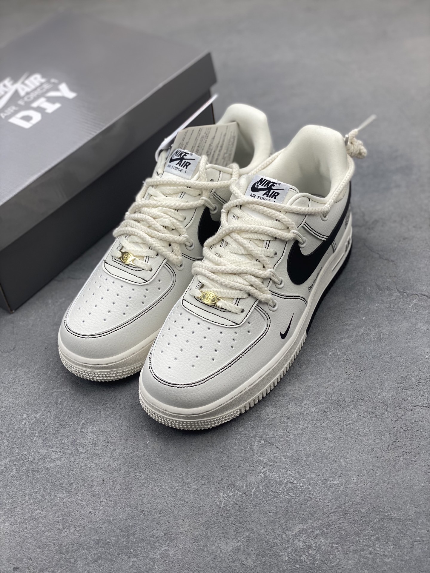 Nike Air Force 1 '07 Low Stone Island White/Black Sneakers Men's GS9875-001 9 i1748028802452 6486 0 7