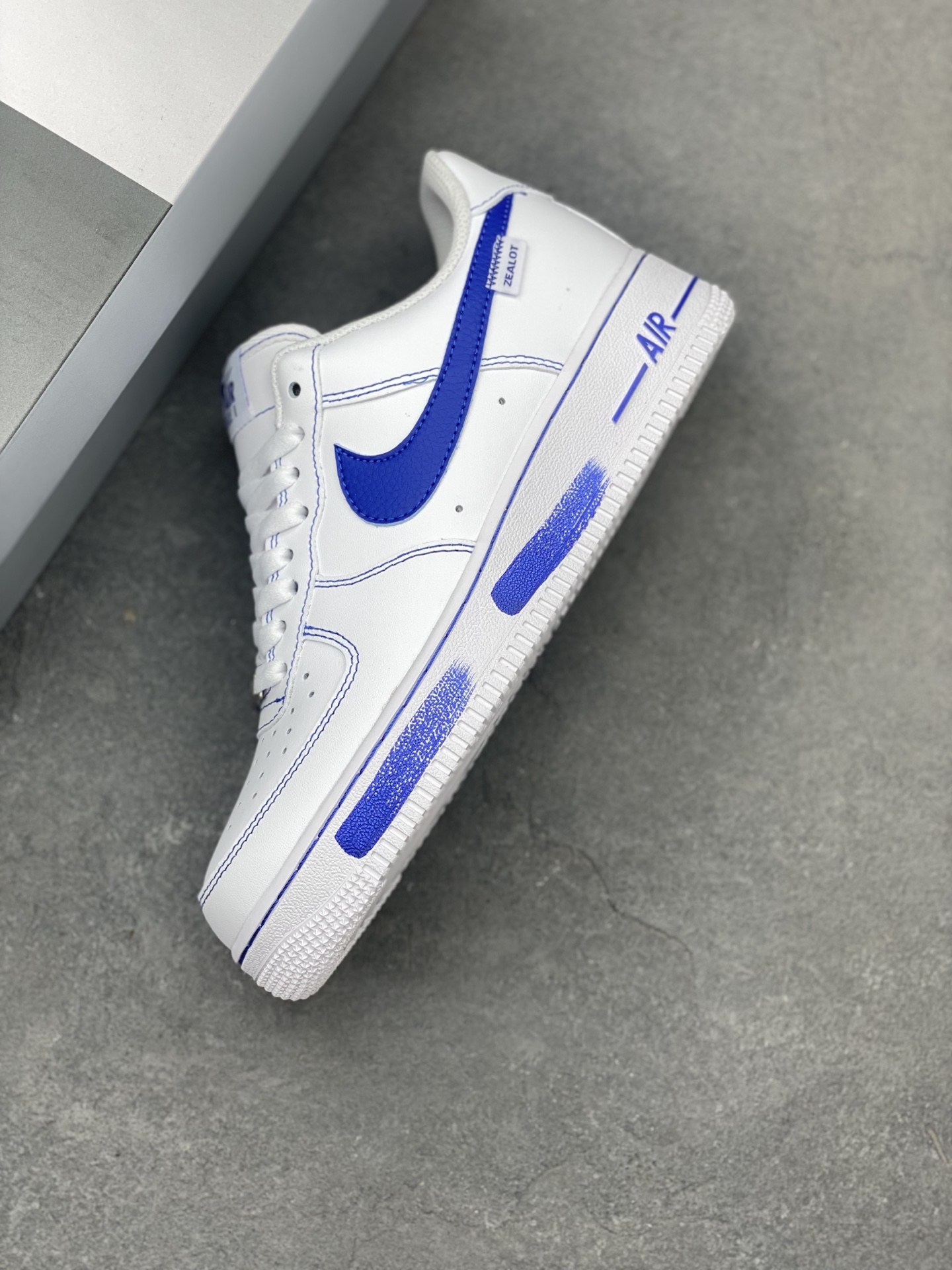 Nike Air Force 1 '07 Low White/Blue Stitching Men's Sneakers 8 i1748028850109 7872 0 6