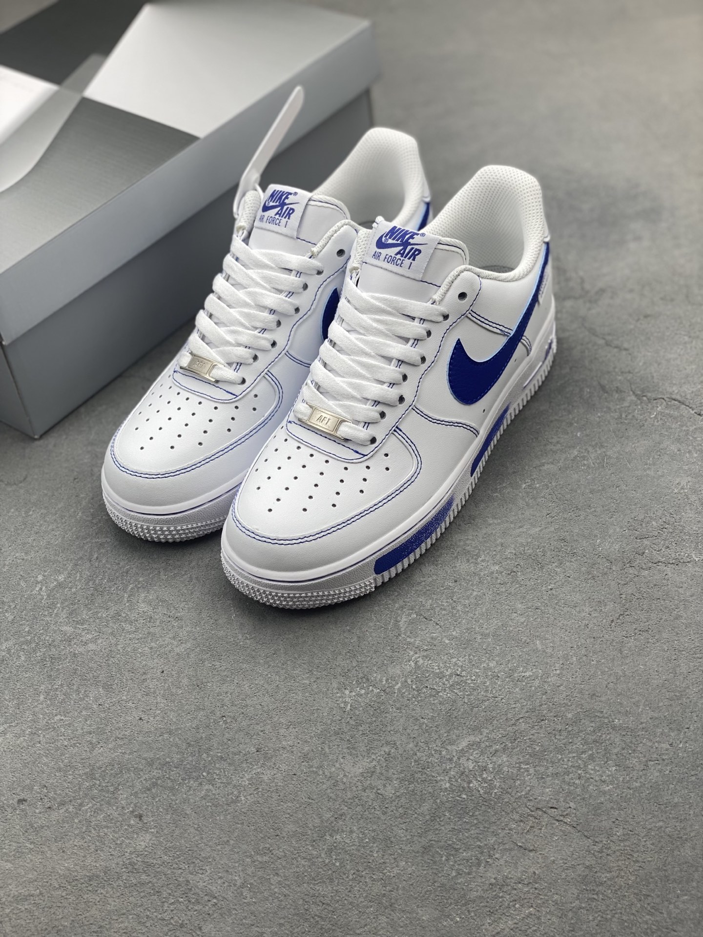 Nike Air Force 1 '07 Low White/Blue Stitching Men's Sneakers 9 i1748028856389 3523 0 7