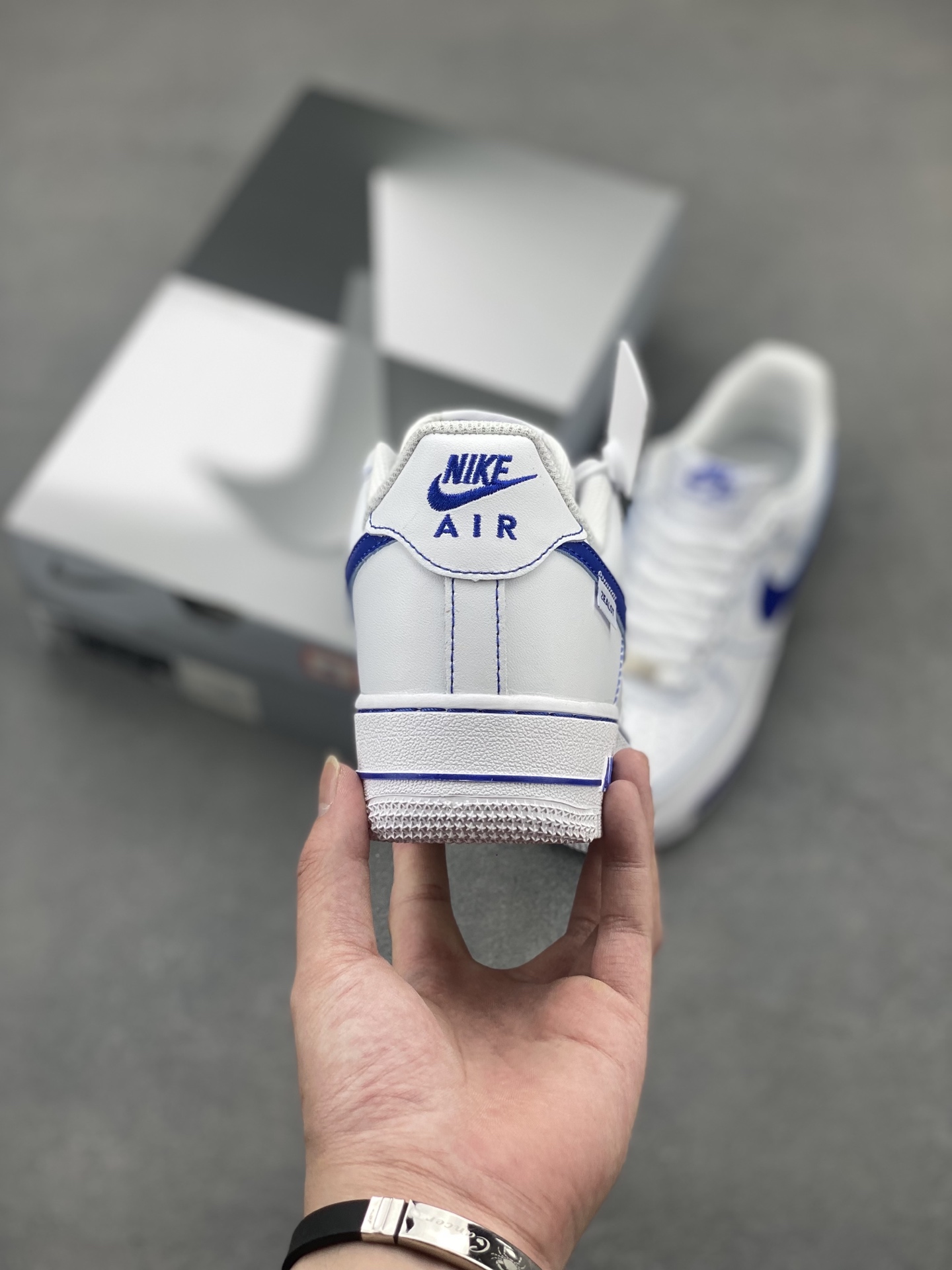 Nike Air Force 1 '07 Low White/Blue Stitching Men's Sneakers 5 i1748028861229 1571 0 3