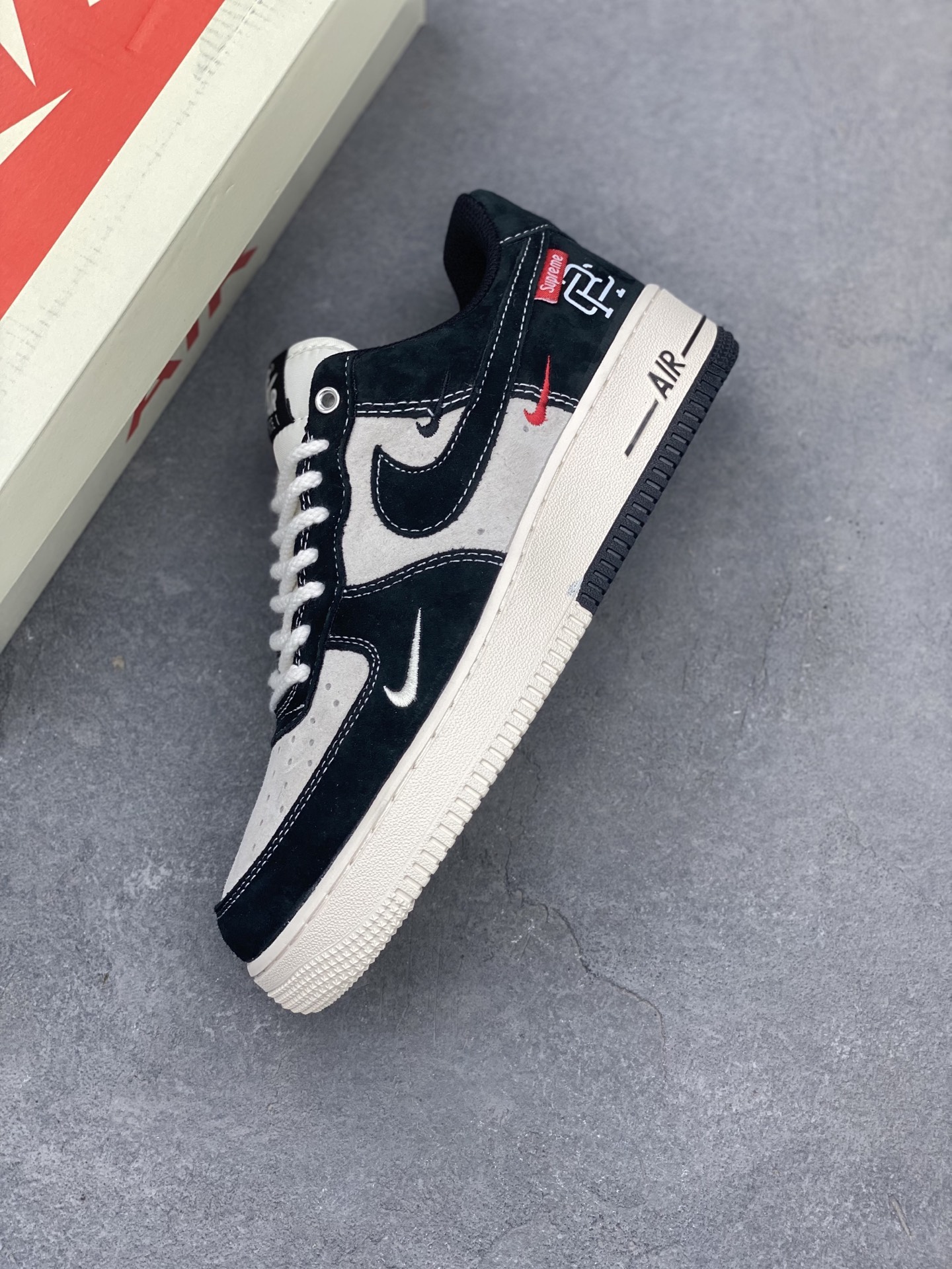 Nike Air Force 1 '07 Low Sneakers - Limited Edition, Company Grade 8 i1748028898330 2596 0 6