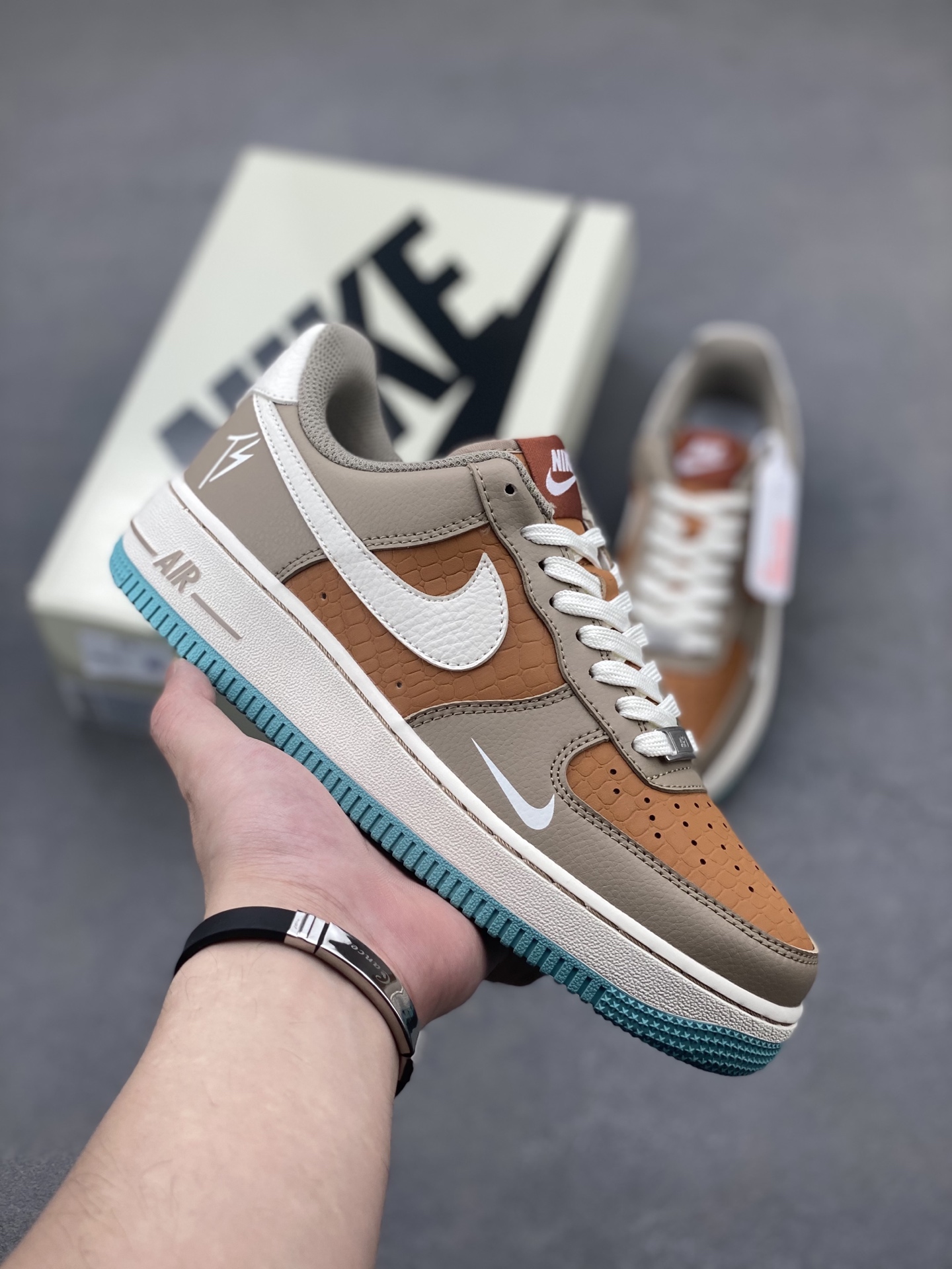 Nike Air Force 1 '07 Low Sneakers - Limited Edition, Premium Comfort 2 i1748028944800 8265 0 0