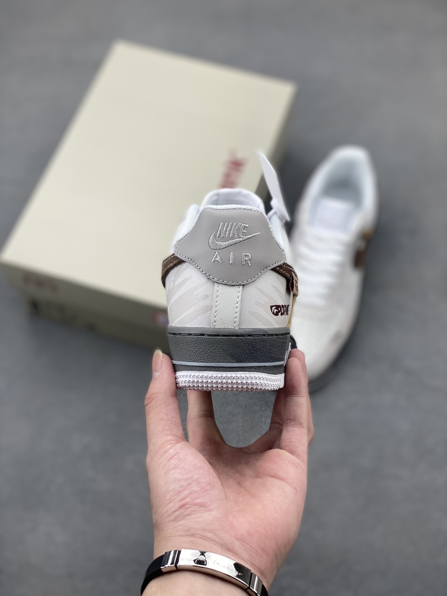 Nike Air Force 1 '07 Low Sneakers - Limited Edition, Premium Comfort 5 i1748116336283 115 0 3