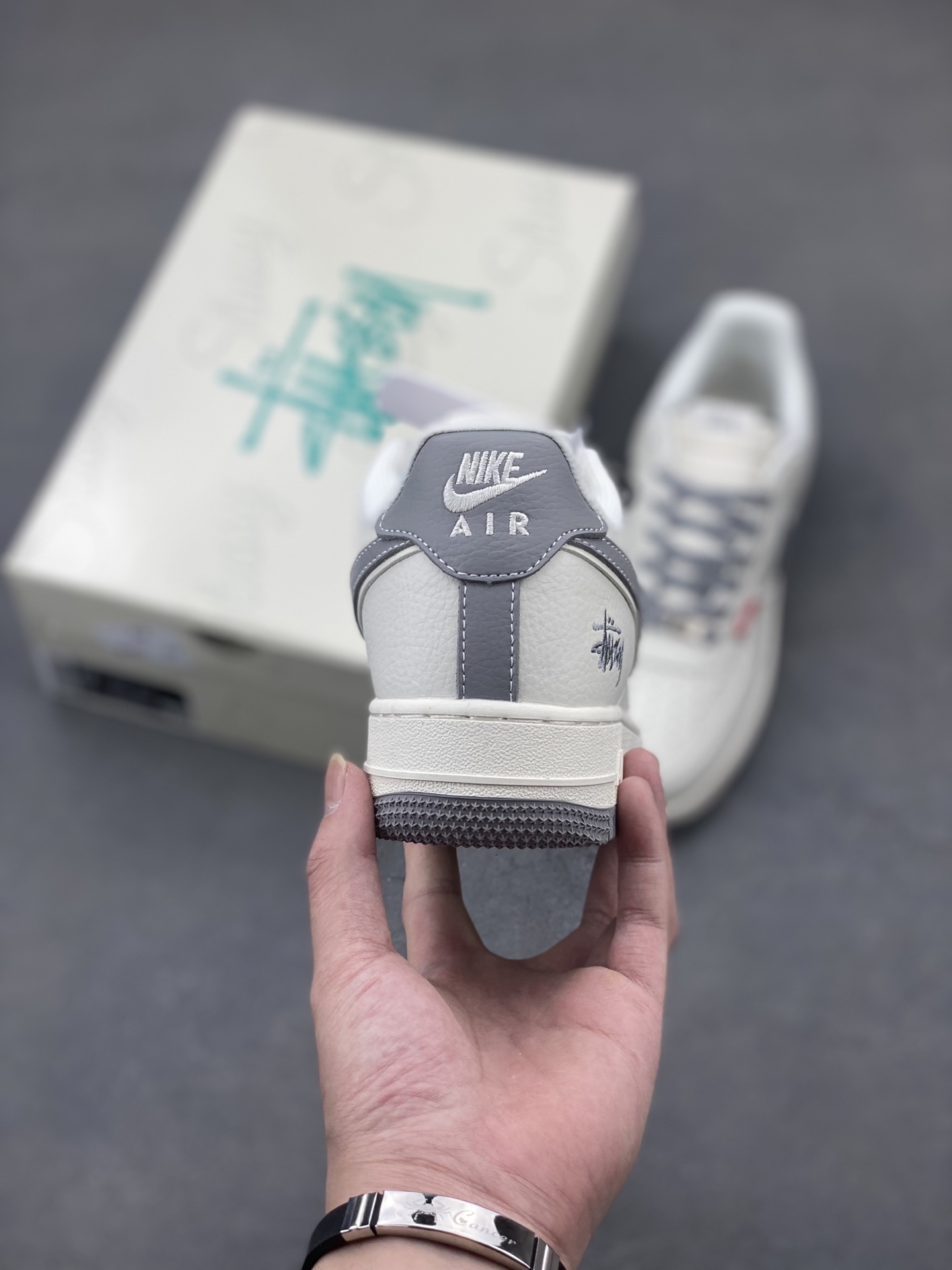 Nike Air Force 1 '07 Low Sneakers - Limited Edition, Premium Comfort 5 i1748116437666 9237 0 3