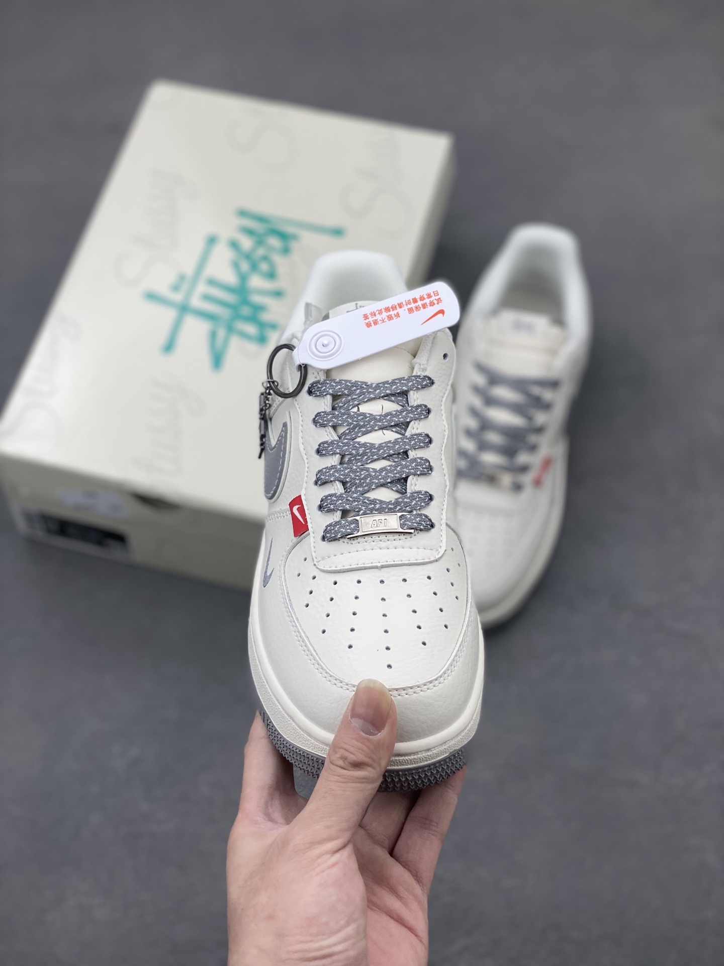 Nike Air Force 1 '07 Low Sneakers - Limited Edition, Premium Comfort 3 i1748116437700 3261 0 1
