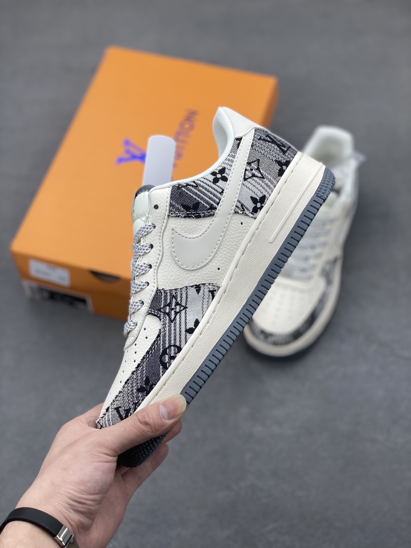 Nike Air Force 1 '07 Low Sneakers Limited Edition - Designer Collaboration 4 i1748189367514 6280 0 2