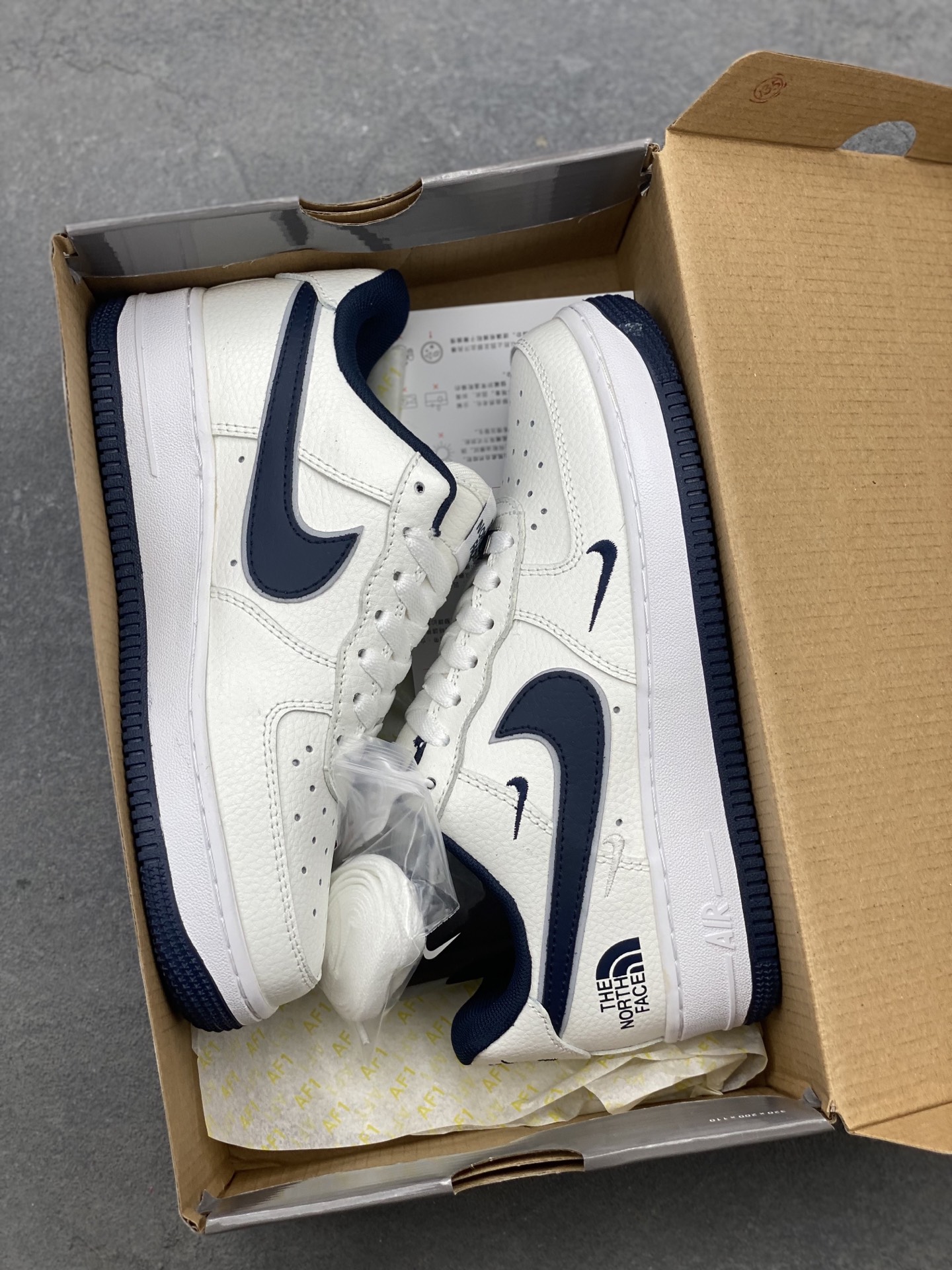 Nike Air Force 1 '07 Low The North Face Edition Sneakers 10 i1748189400371 8586 0 8