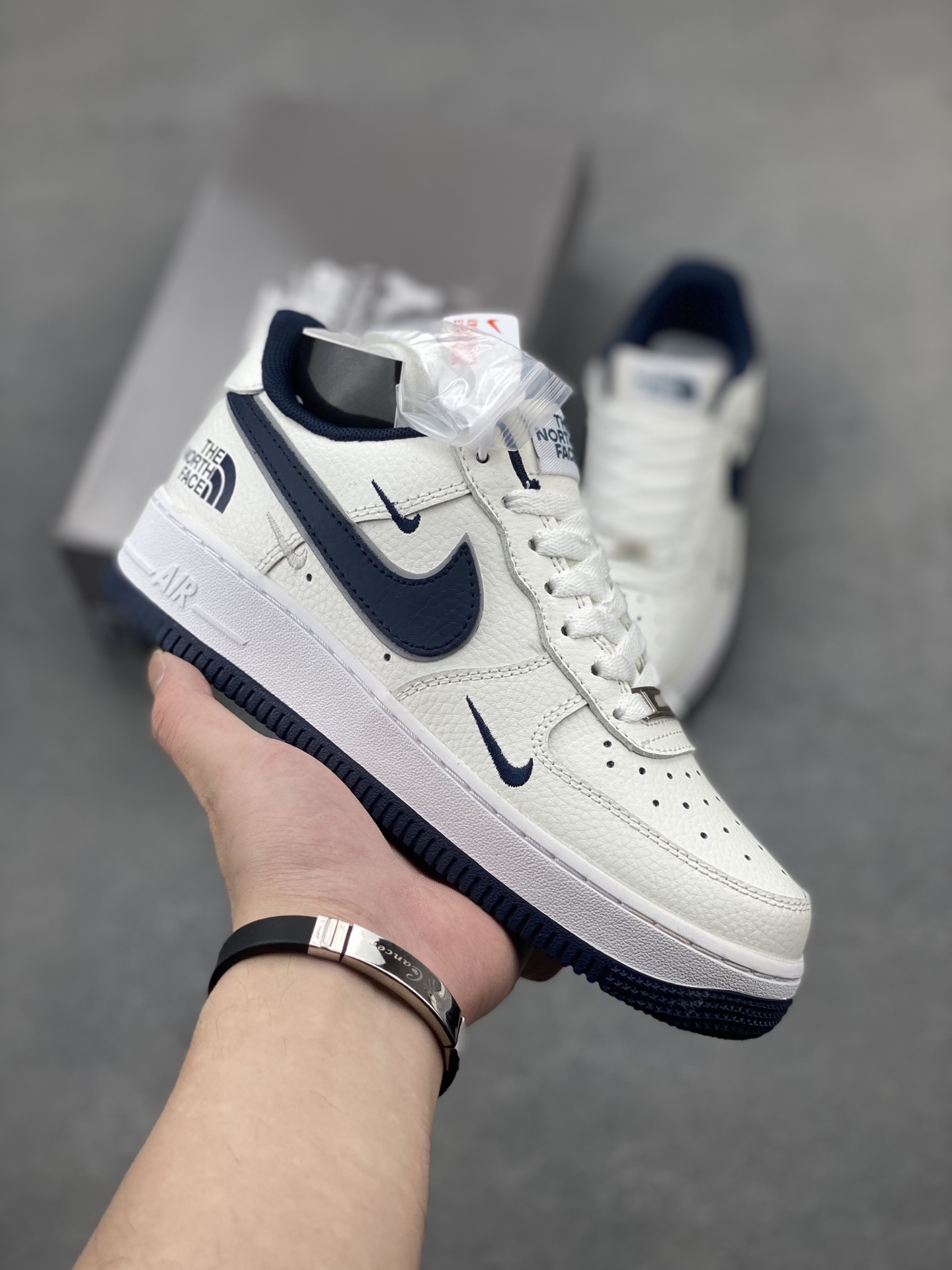 Nike Air Force 1 '07 Low The North Face Edition Sneakers 2 i1748189411808 1133 0 0