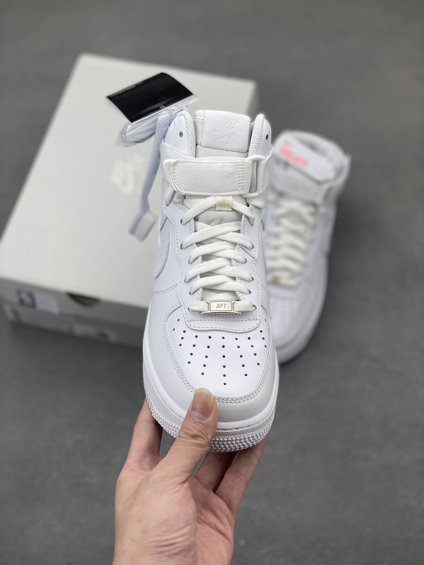 Nike Air Force 1 '07 High-Top Sneaker: Classic White Style & Comfort 3 i1748289461804 2908 0 1