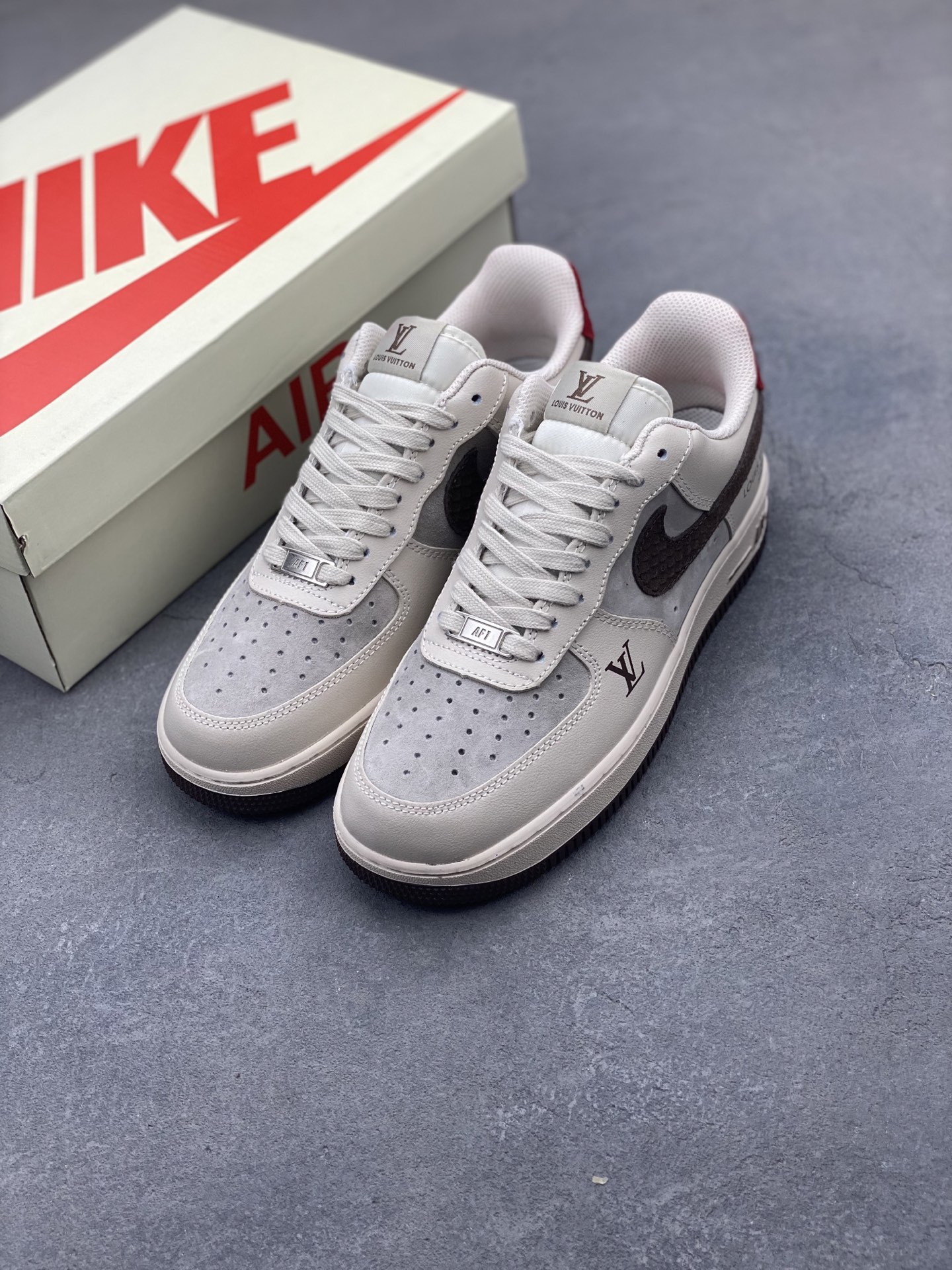 Nike Air Force 1 '07 Low Louis Vuitton Custom Sneakers - Limited Edition 9 i1748289508880 3649 0 7
