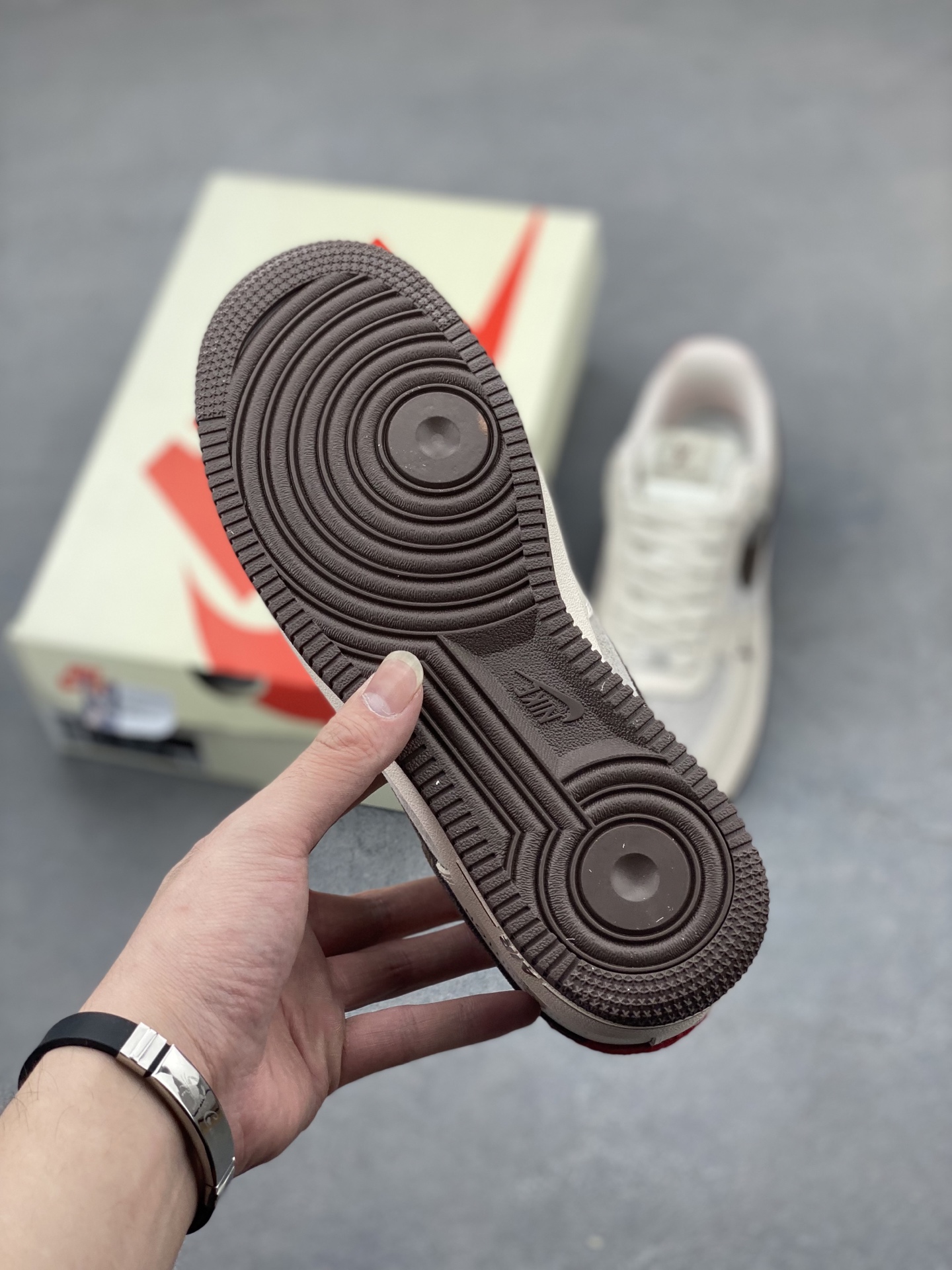 Nike Air Force 1 '07 Low Louis Vuitton Custom Sneakers - Limited Edition 7 i1748289509002 4440 0 5