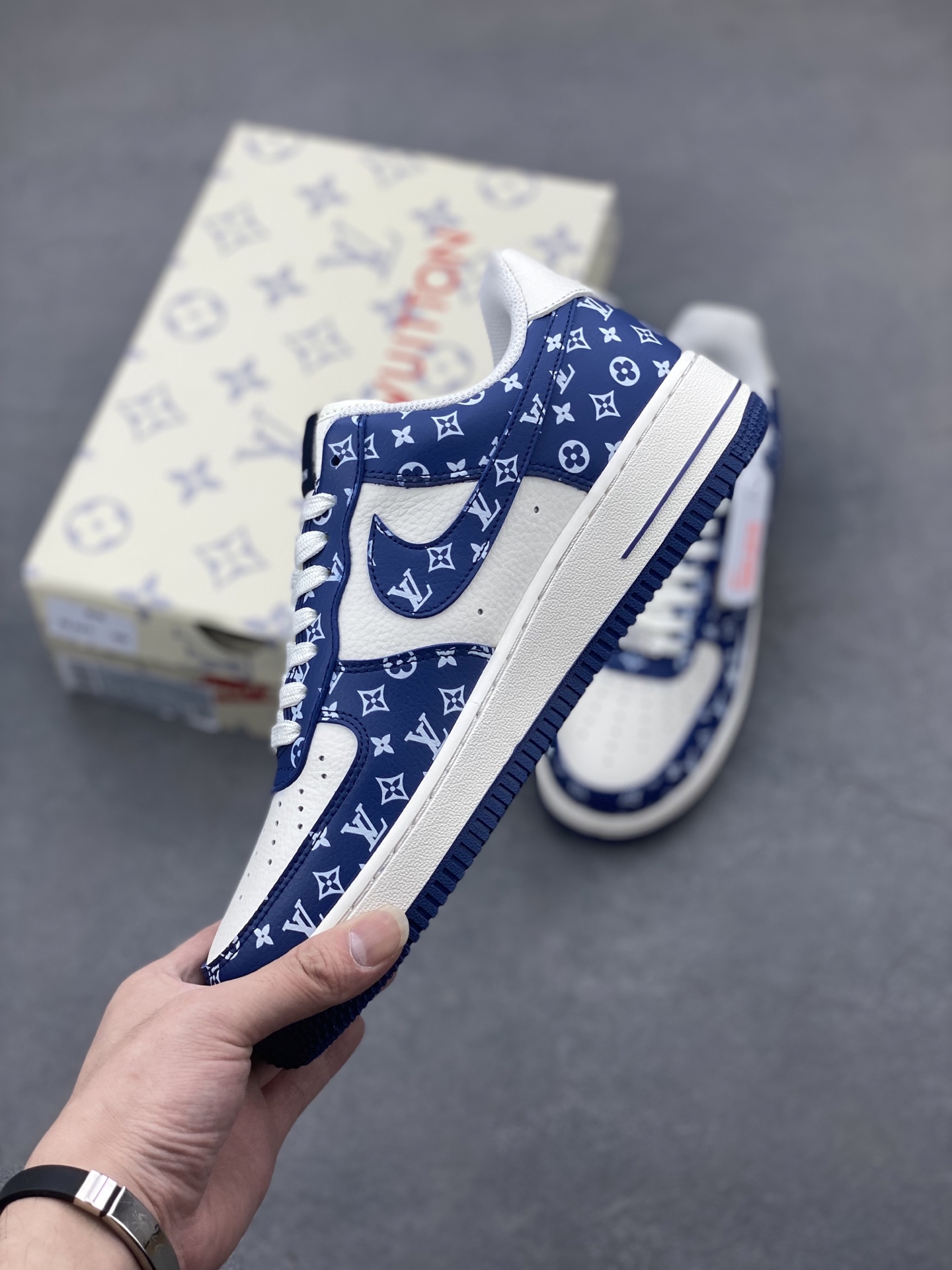 Nike Air Force 1 '07 Low Louis Vuitton Custom Sneakers - Limited Edition 4 i1748289628596 3218 0 2