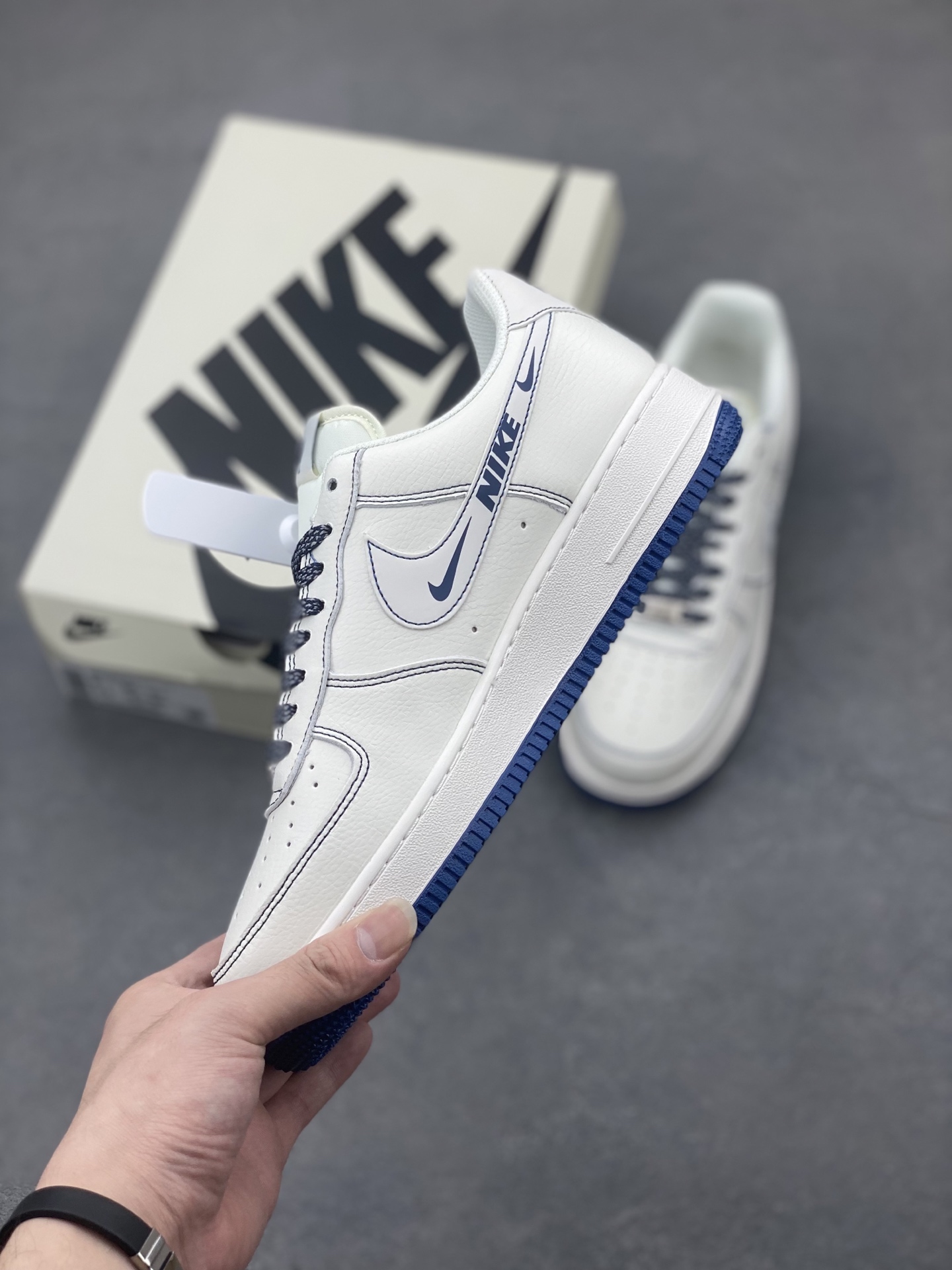 Nike Air Force 1 '07 Low White/Midnight Navy Casual Shoes HH7518-063 4 i1748373005609 8977 0 2