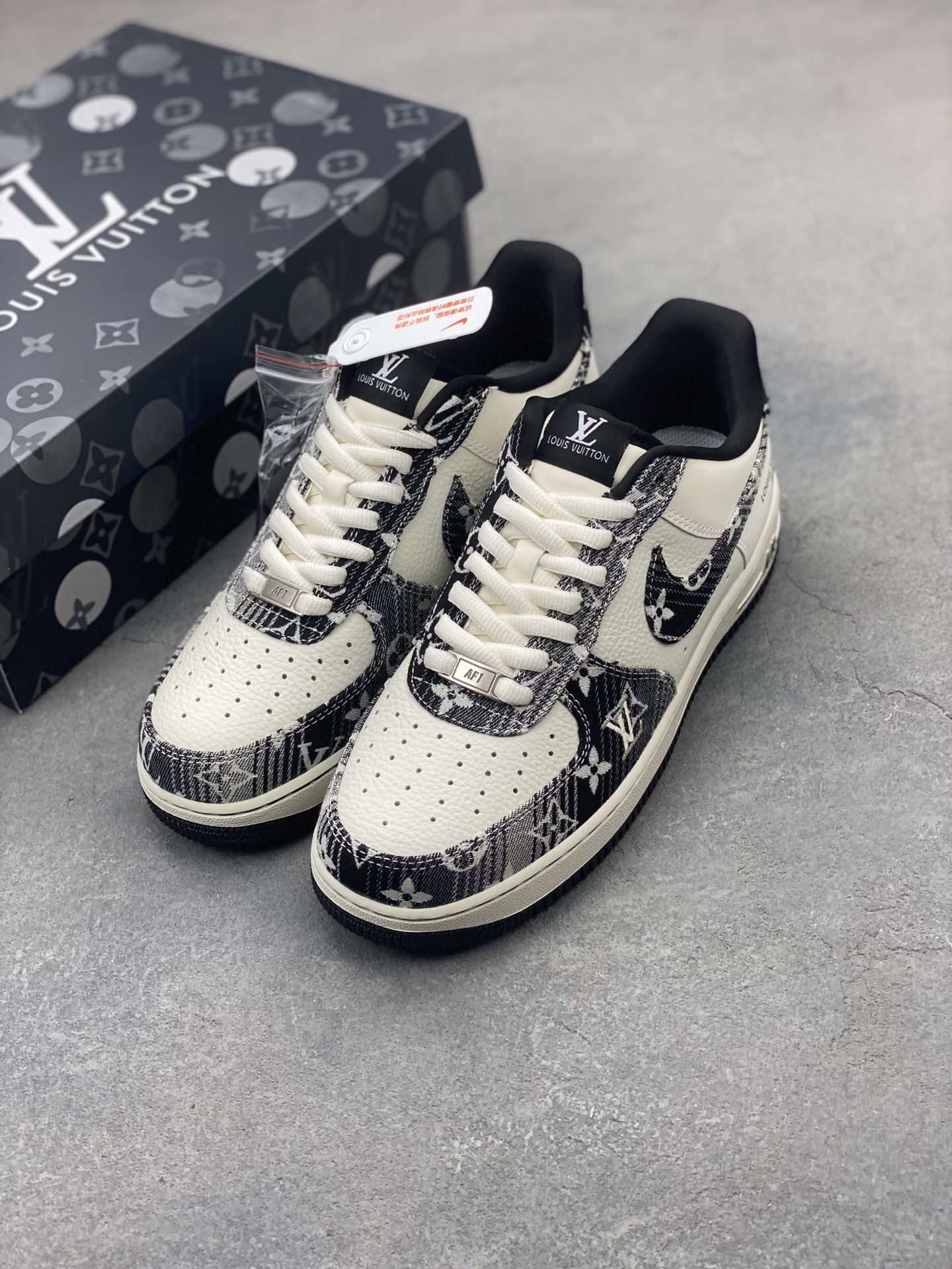 Nike Air Force 1 Low Louis Vuitton Custom Sneakers - Limited Edition 9 i1748373139221 7751 0 7