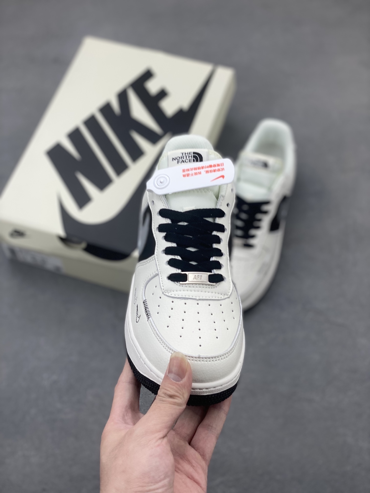 Nike Air Force 1 '07 Low Sneakers Limited Edition - The North Face Collab 3 i1748373172884 6984 0 1
