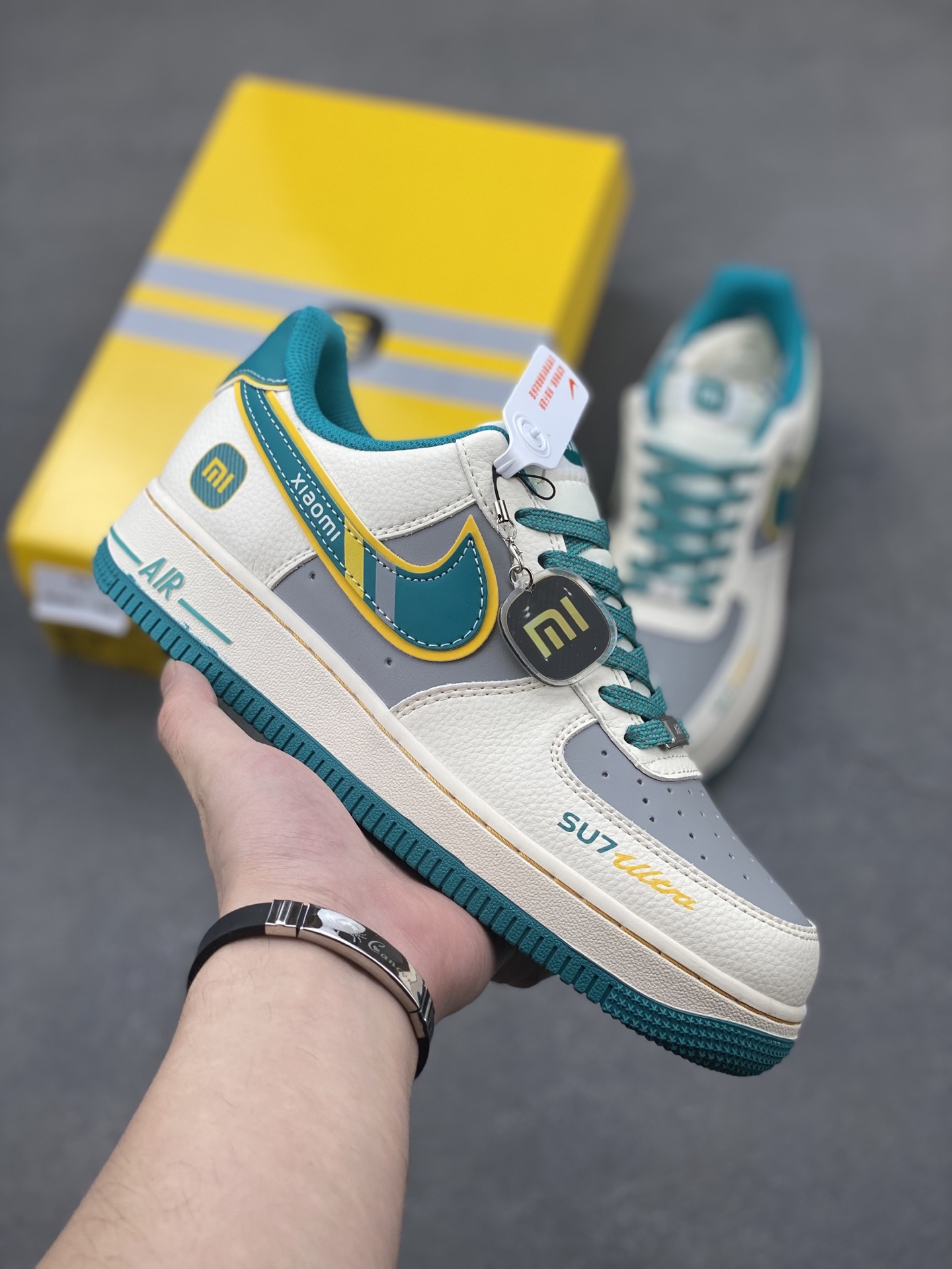 Nike Air Force 1 '07 Low Xiaomi SU7 Ultra Limited Edition Sneakers 1 i1748448373226 809 0 0