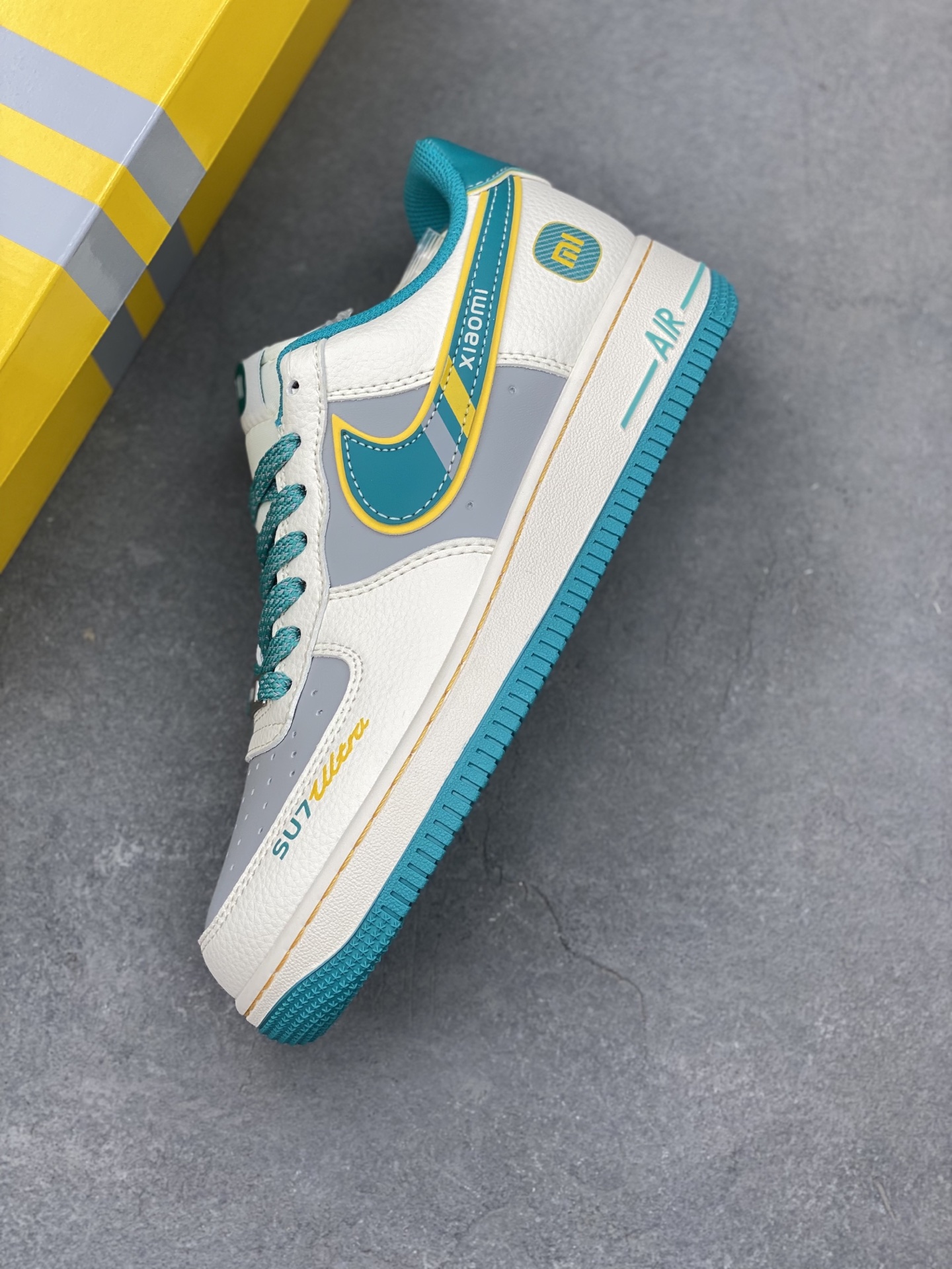 Nike Air Force 1 '07 Low Xiaomi SU7 Ultra Limited Edition Sneakers 7 i1748448378595 9801 0 6