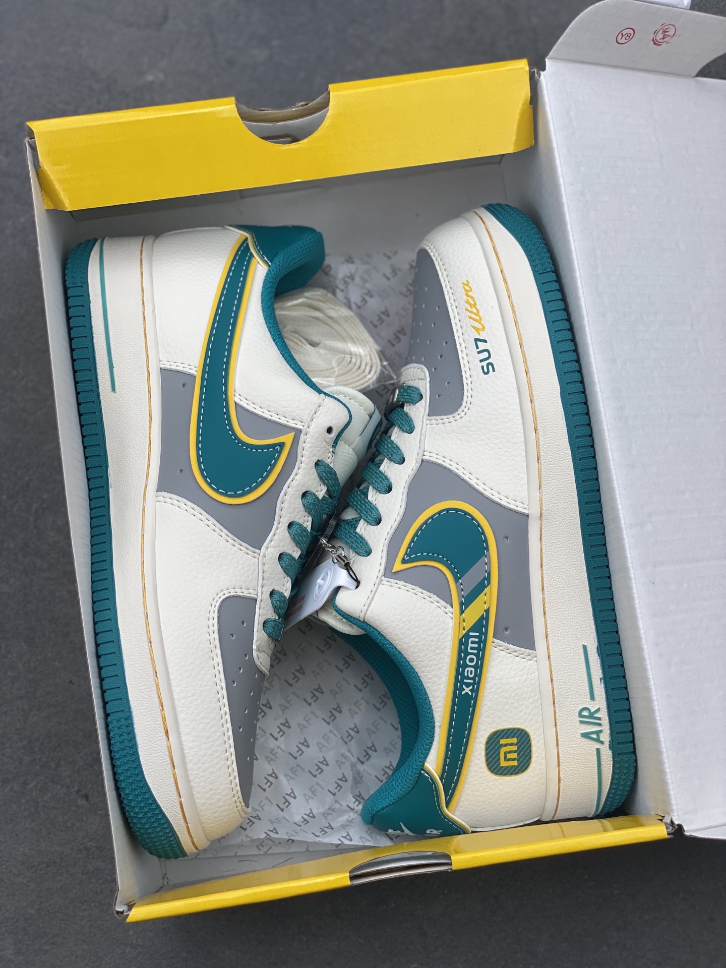 Nike Air Force 1 '07 Low Xiaomi SU7 Ultra Limited Edition Sneakers 9 i1748448378843 89 0 8