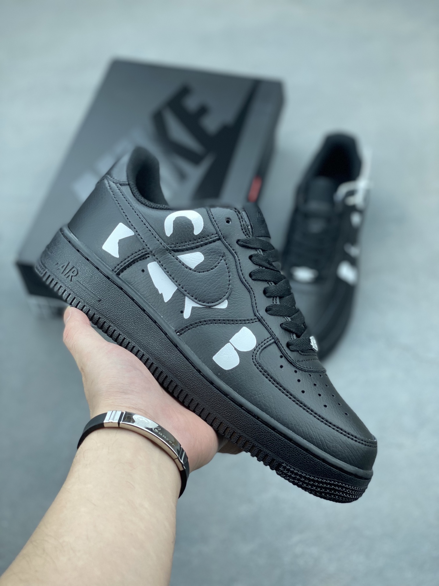 Nike Air Force 1 '07 Low Black/White Limited Edition Sneakers IB9949-001 2 i1748714198675 1862 0 0