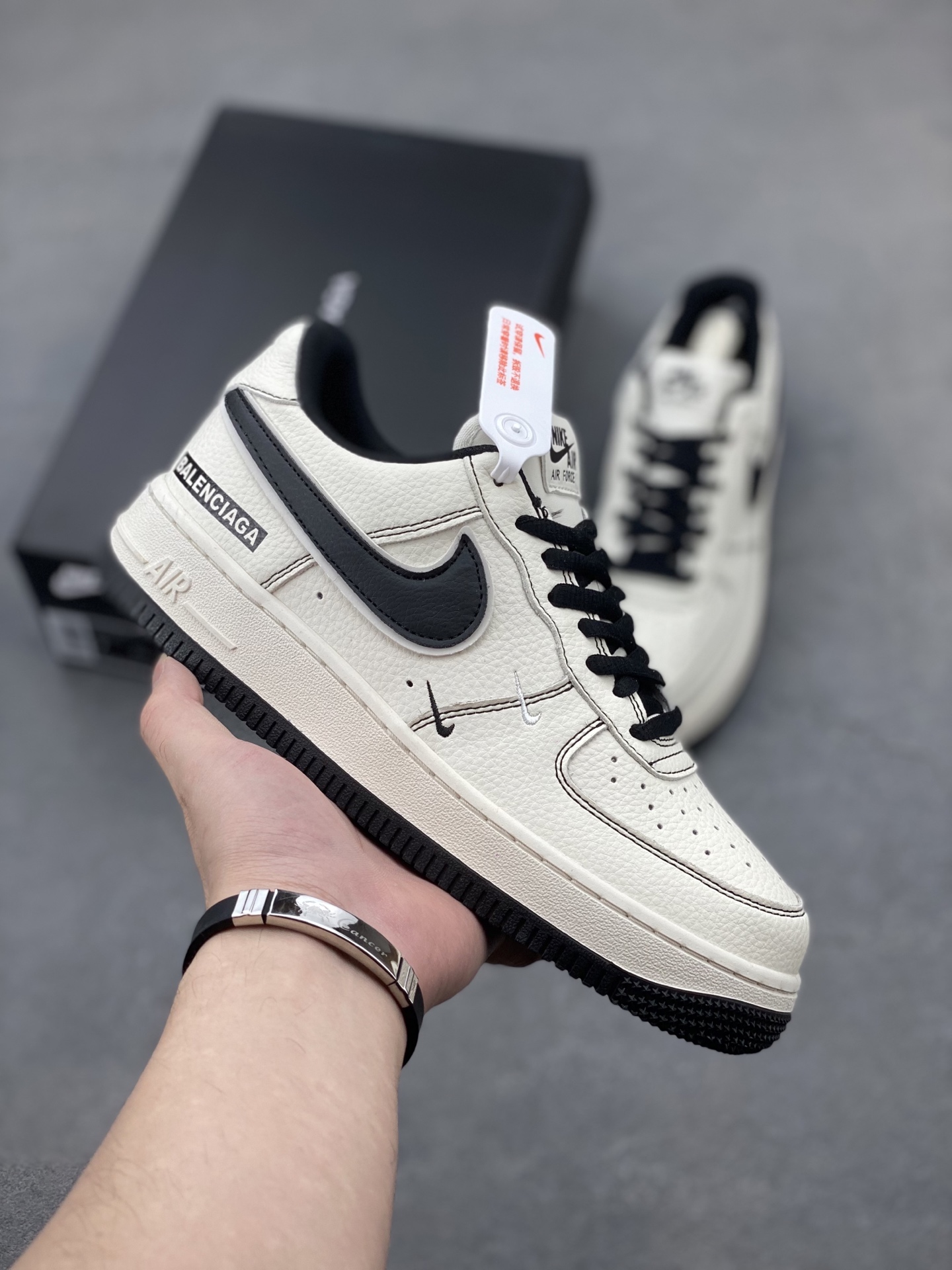 Nike Air Force 1 '07 Low Sneakers - Limited Edition, Premium Comfort 2 i1748714240300 642 0 0