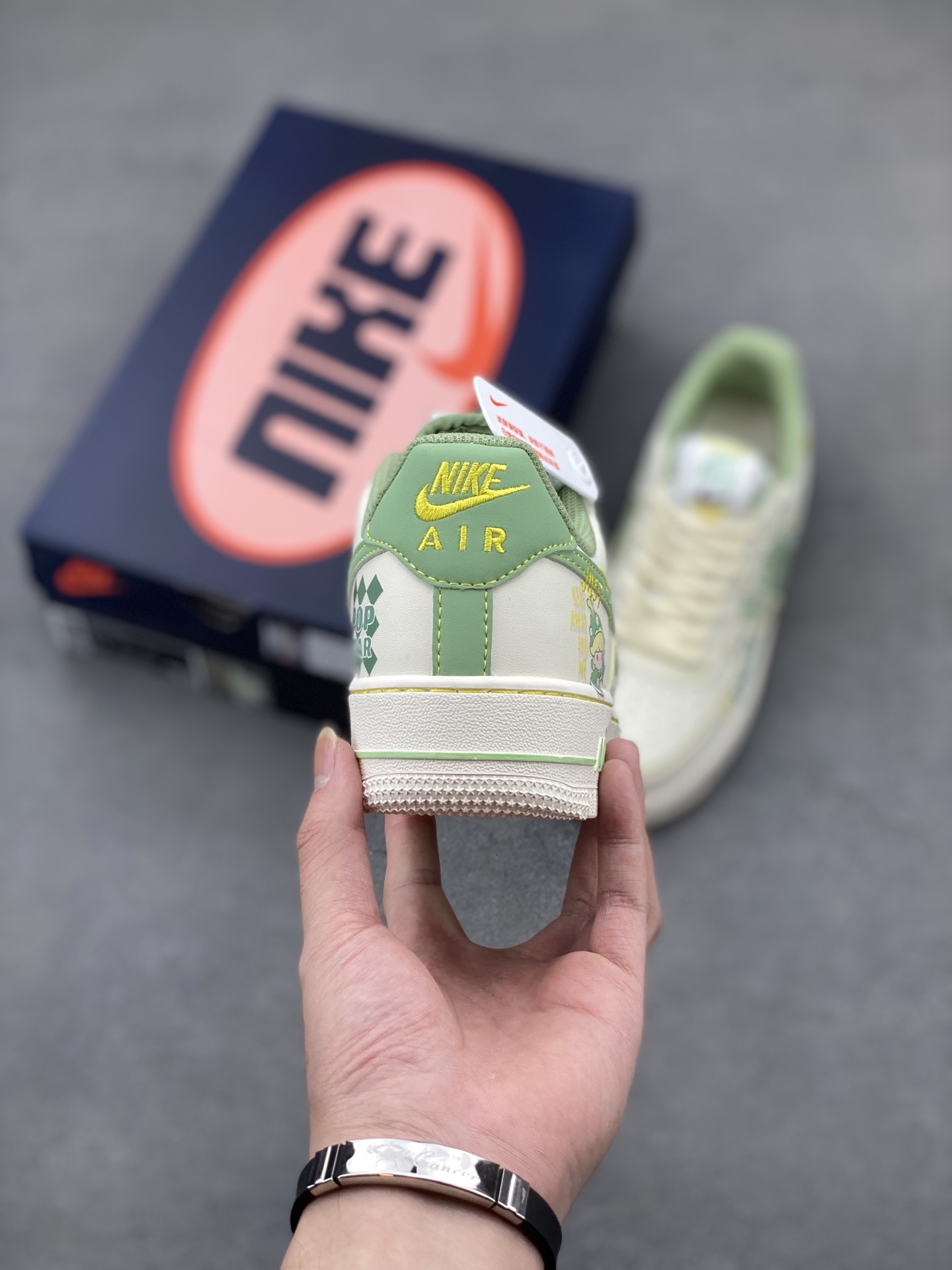 Nike Air Force 1 '07 Low Casual Sneakers - Limited Edition, Comfortable Fit 5 i1748714311709 3169 0 3