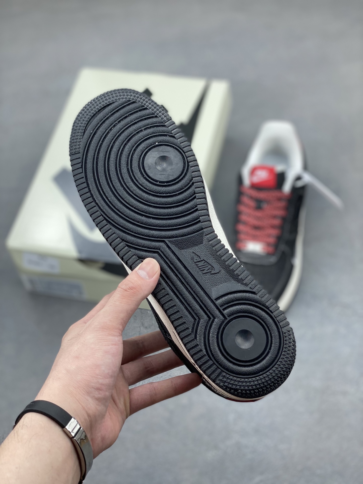 Nike Air Force 1 '07 Low Sneakers - Limited Edition, Premium Comfort 7 i1748886677621 1977 0 5