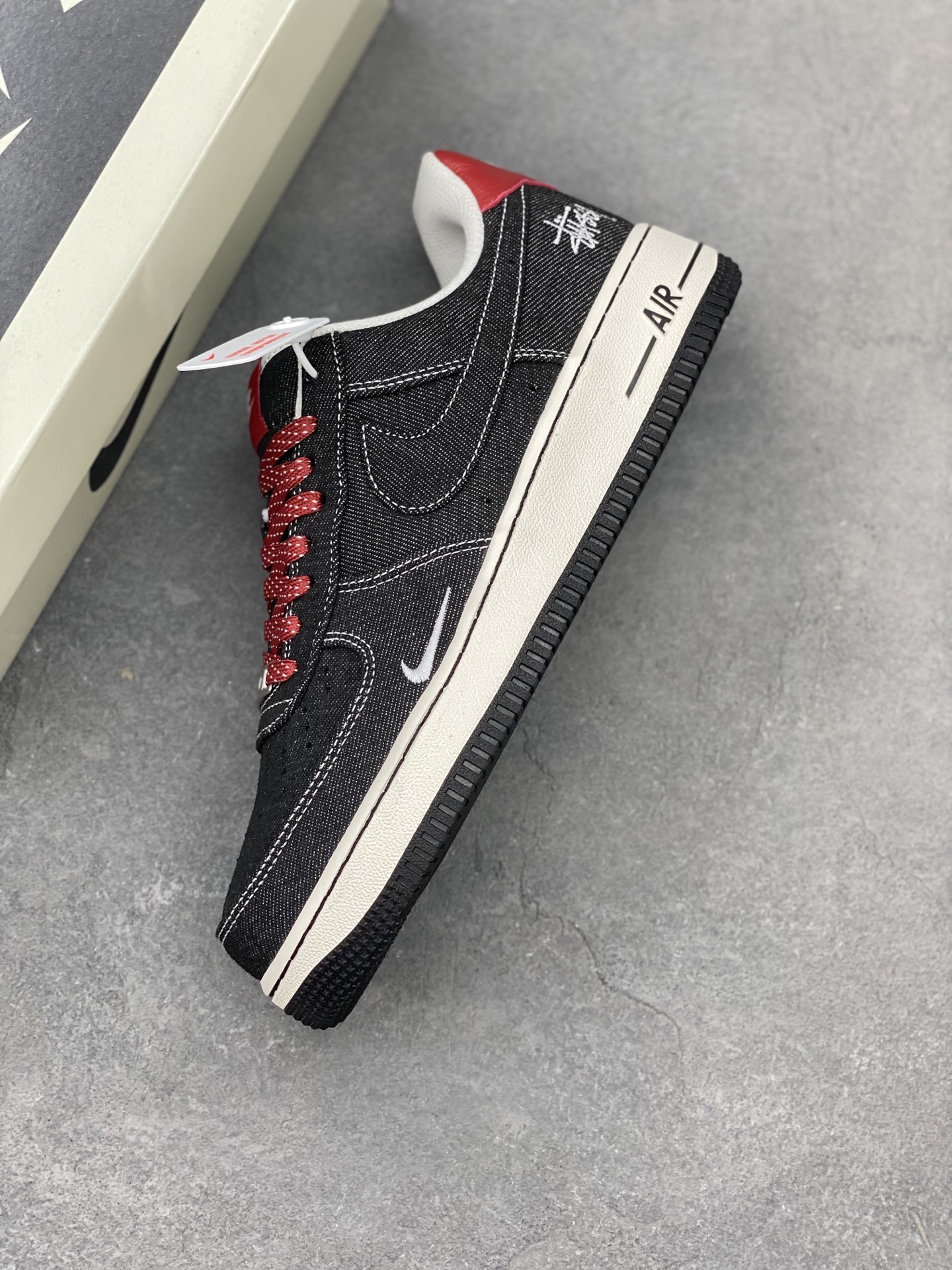 Nike Air Force 1 '07 Low Sneakers - Limited Edition, Premium Comfort 8 i1748886677622 8058 0 6