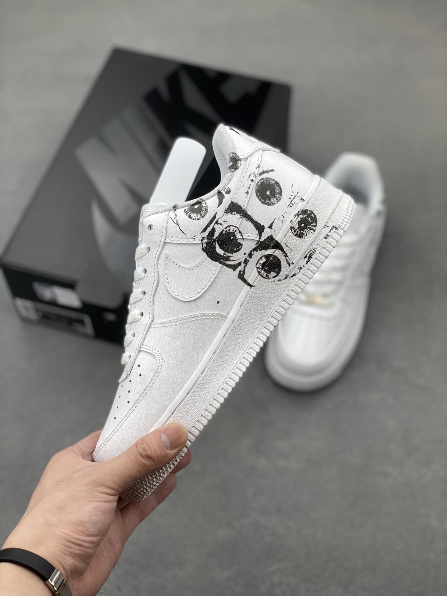 Nike Air Force 1 '07 Low Comme des Garcons Shirt Supreme Sneakers 4 i1749232641922 4134 0 2