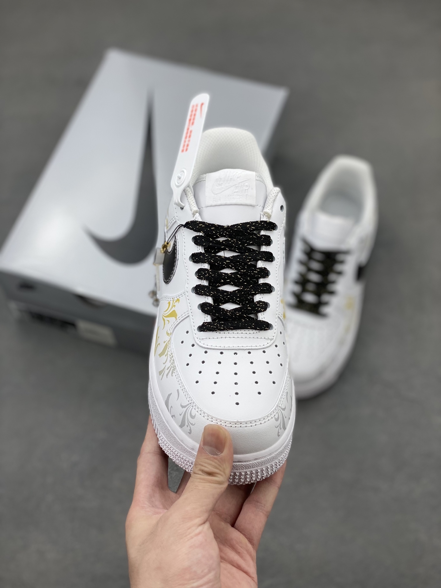 Nike Air Force 1 '07 Low White/Black Limited Edition Sneakers 3 i1749232688903 6906 0 1