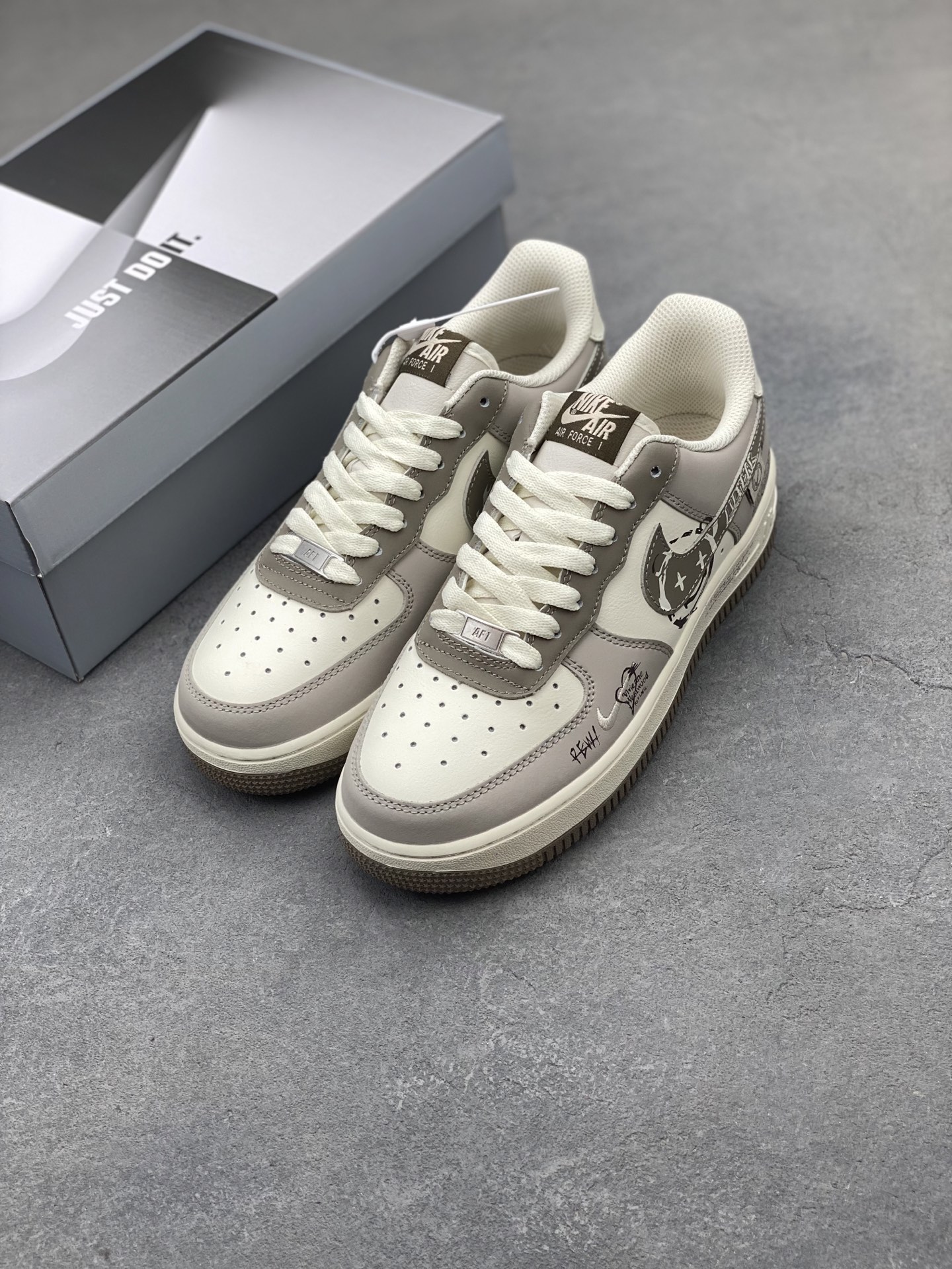Nike Air Force 1 '07 Low Sneakers - Limited Edition, Premium Quality 9 i1749232739479 5858 0 7