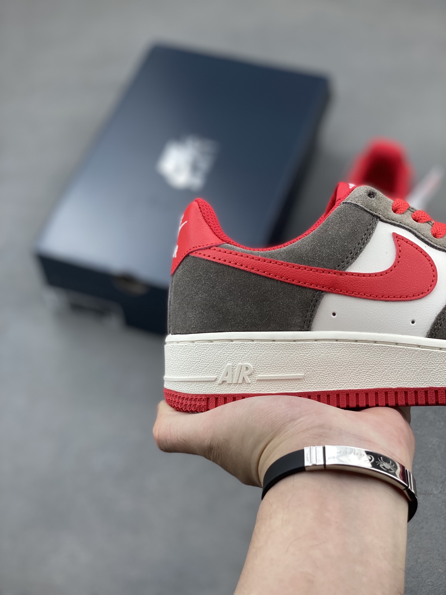Nike Air Force 1 '07 Low Grey/Red Sneakers - Limited Edition 6 i1749232876012 6143 0 4