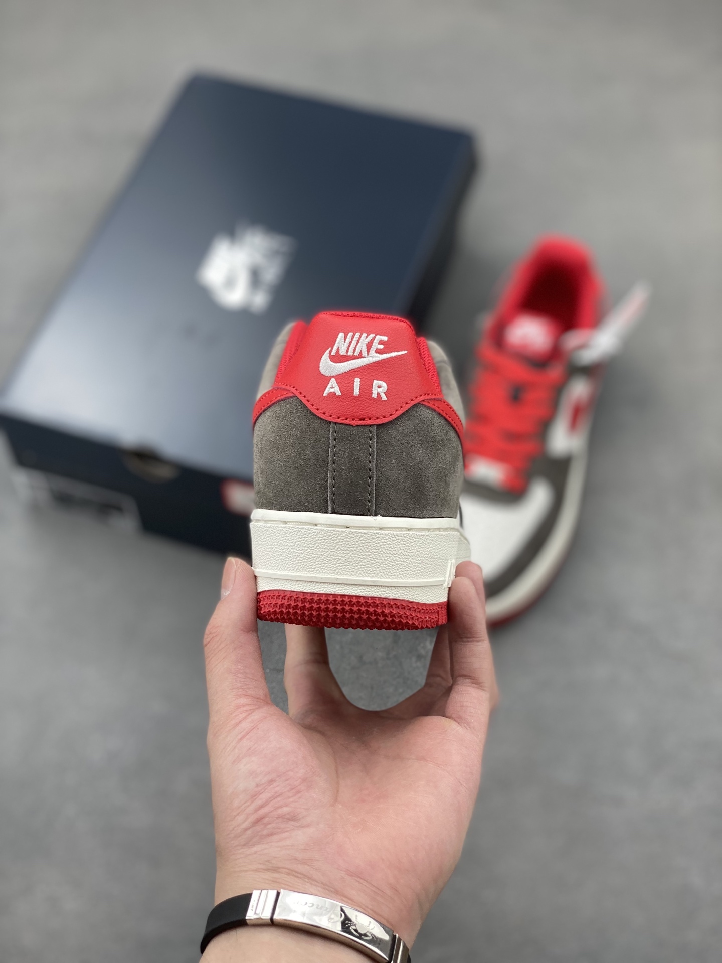 Nike Air Force 1 '07 Low Grey/Red Sneakers - Limited Edition 5 i1749232876194 6730 0 3