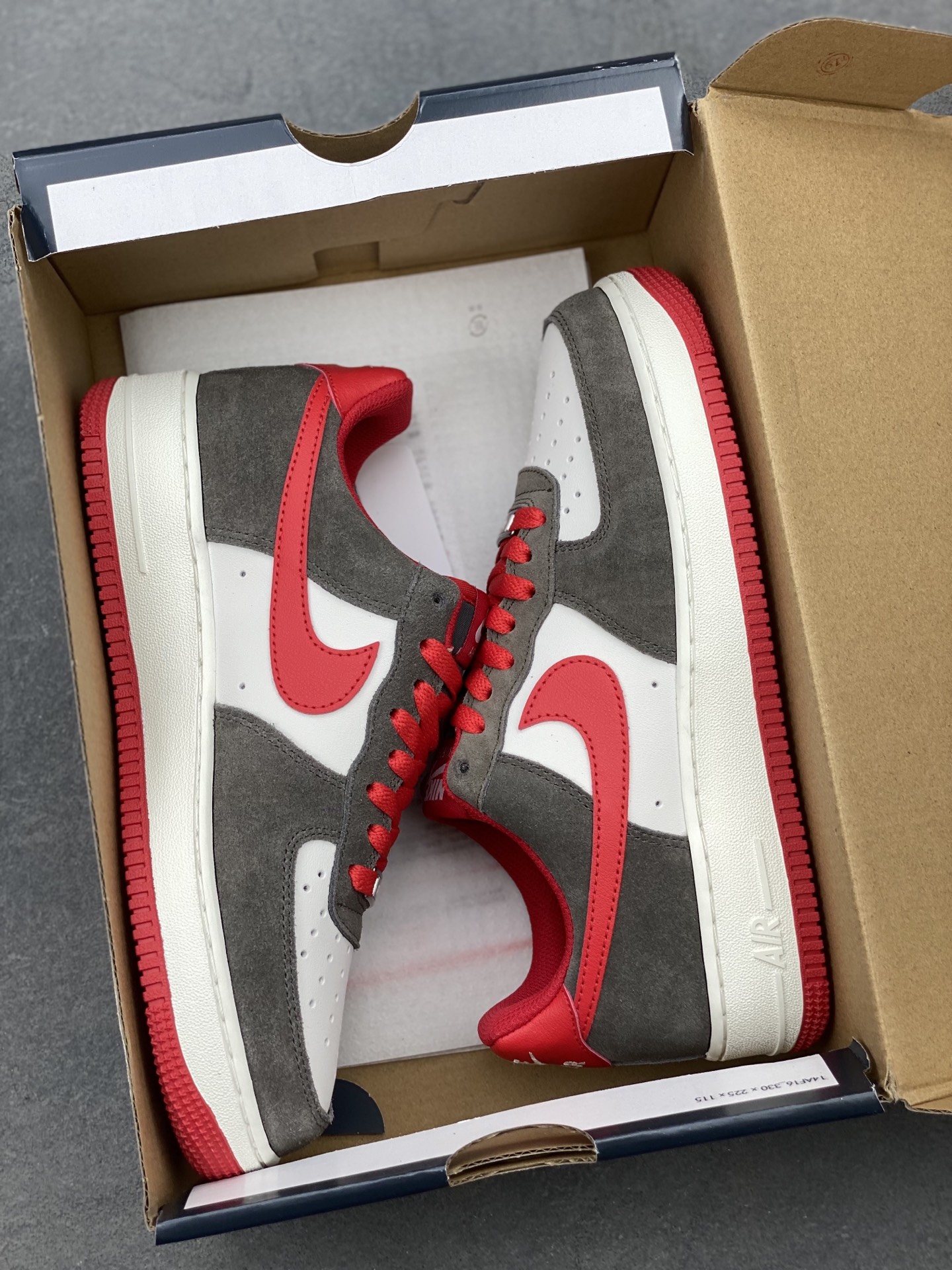 Nike Air Force 1 '07 Low Grey/Red Sneakers - Limited Edition 10 i1749232878883 9130 0 8