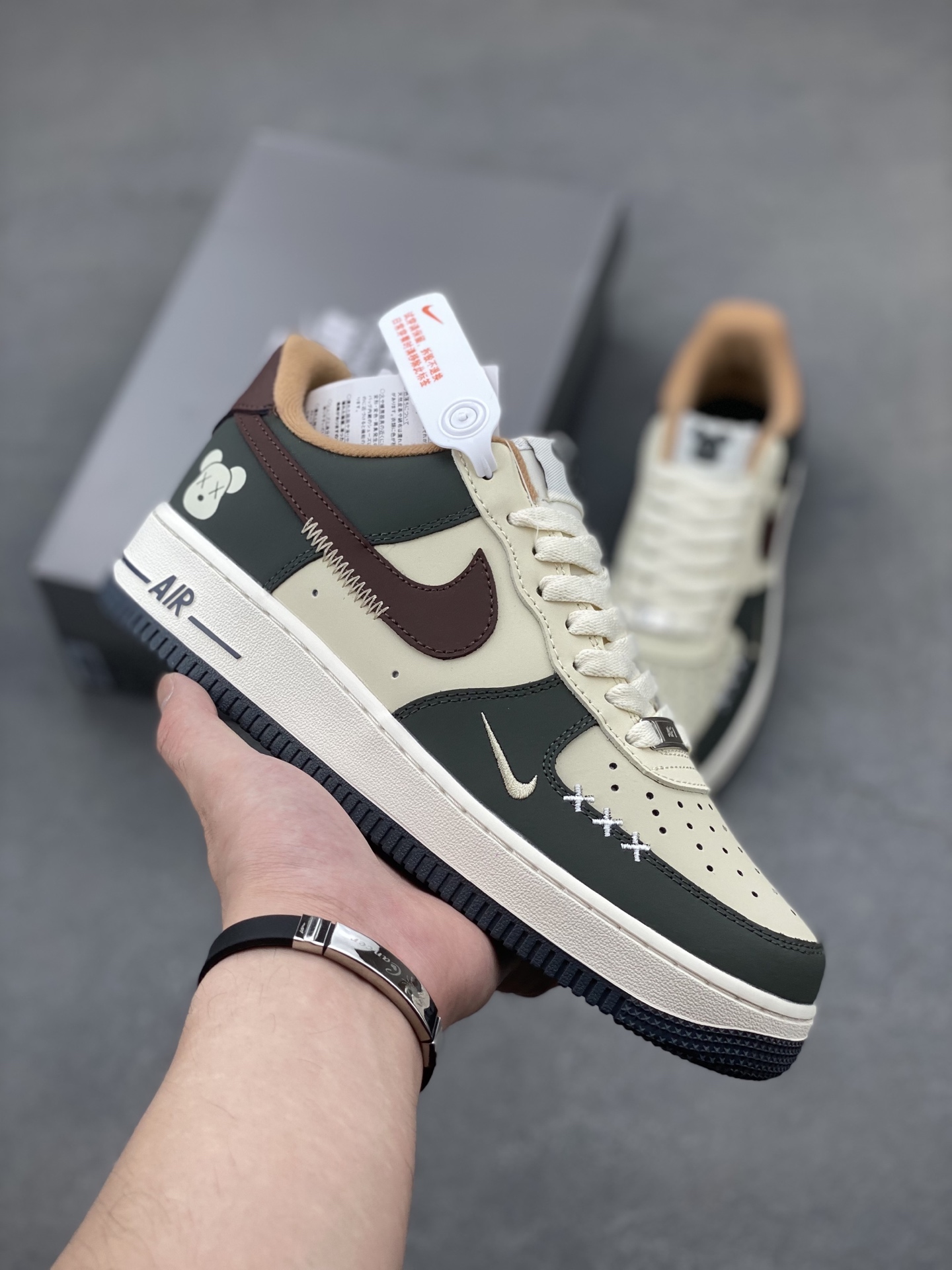 Nike Air Force 1 '07 Low Sneakers Limited Edition - Premium Comfort 2 i1749232941455 5409 0 0