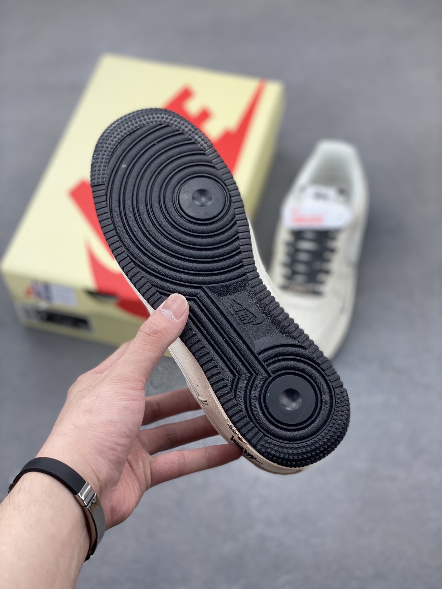 Nike Air Force 1 '07 Low Sneakers - Limited Edition, Premium Comfort 7 i1749233190049 9675 0 5