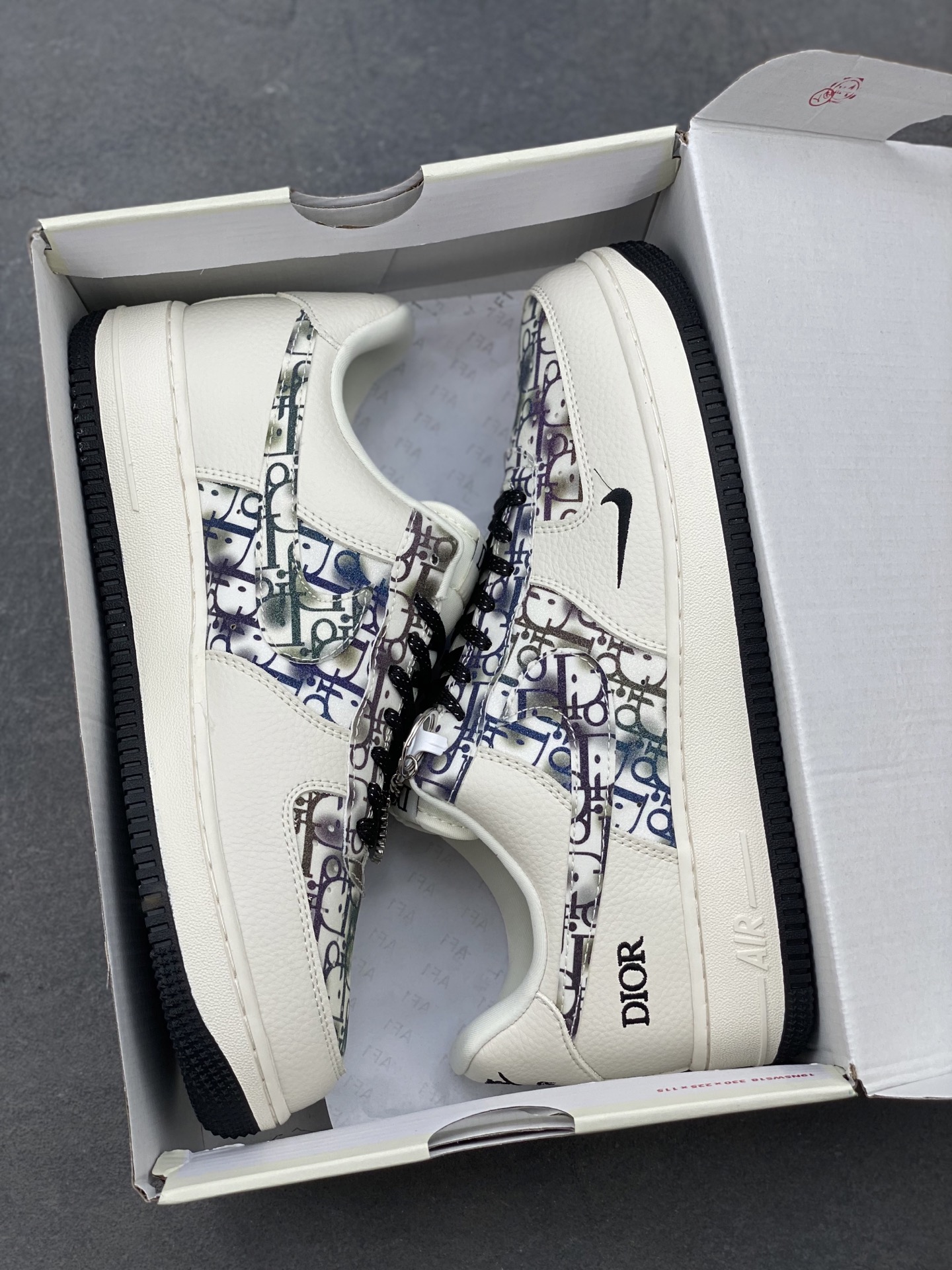 Nike Air Force 1 '07 Low Dior Custom Sneakers - Limited Edition 10 i1749325397840 3912 0 8