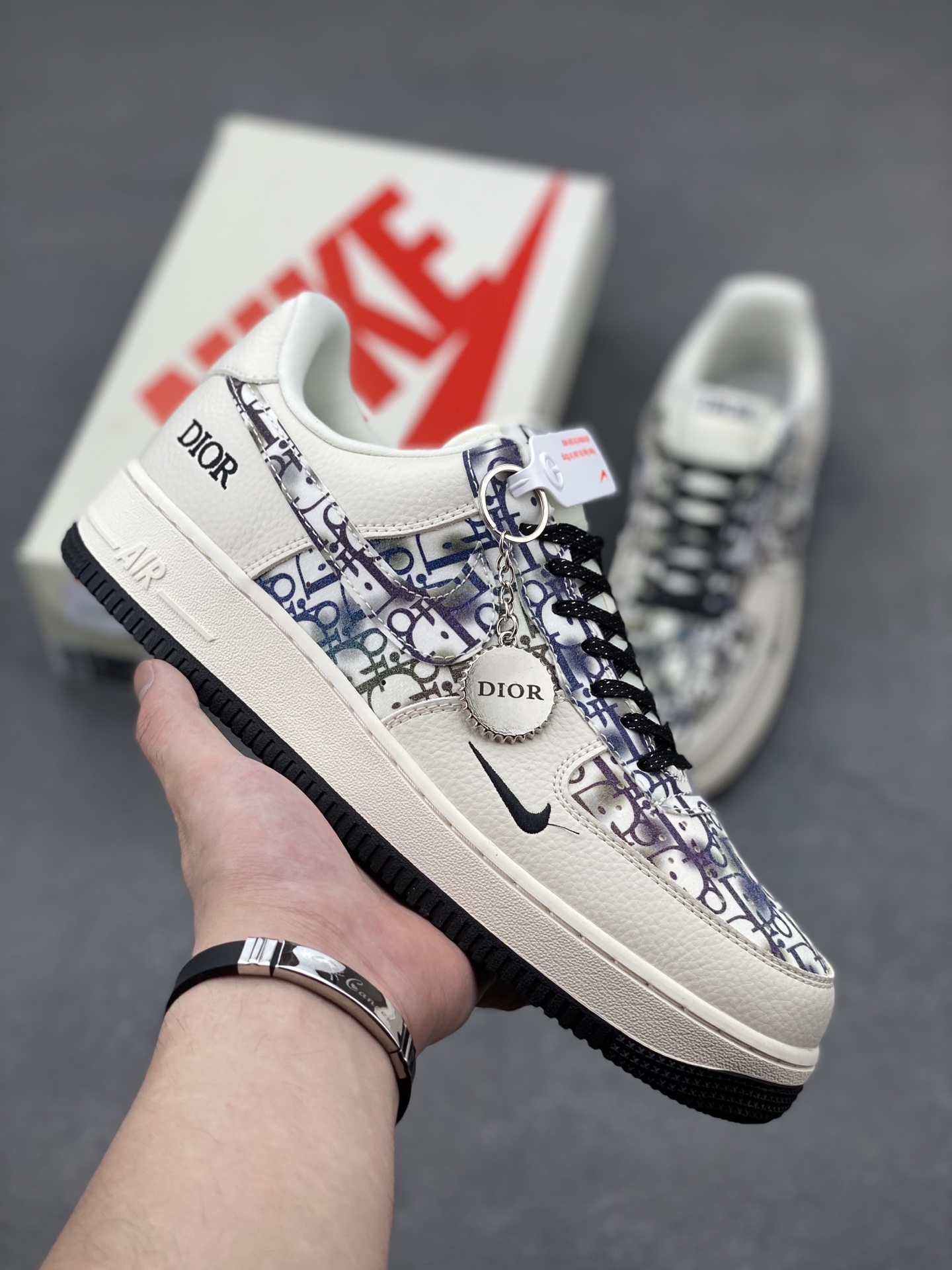 Nike Air Force 1 '07 Low Dior Custom Sneakers - Limited Edition 2 i1749325397841 2516 0 0