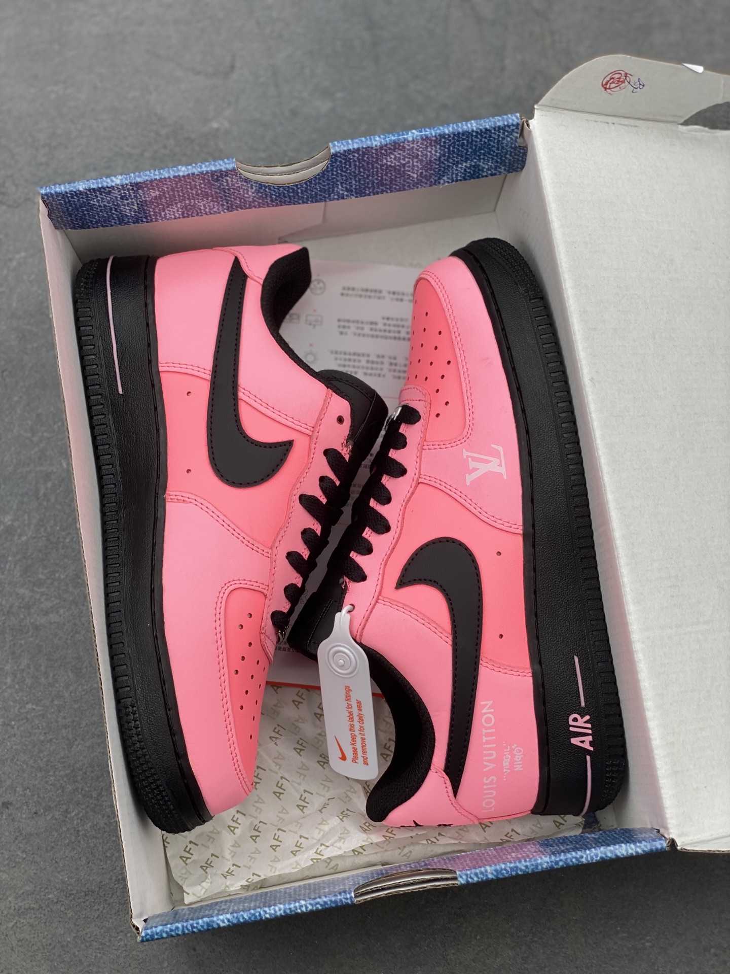 Nike Air Force 1 Low Pink/Black Custom Sneakers Limited Edition 10 i1749325568328 3385 0 8
