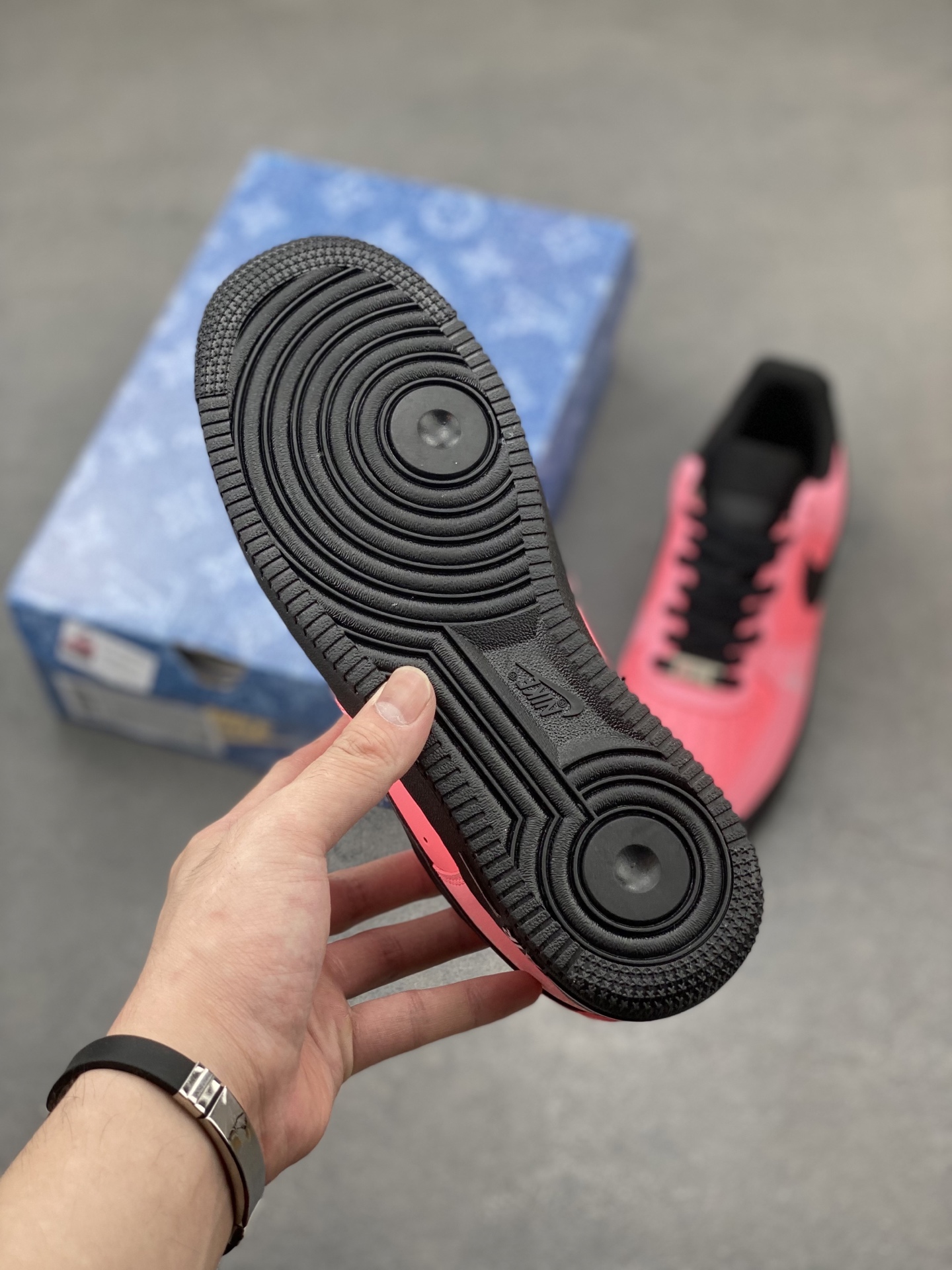 Nike Air Force 1 Low Pink/Black Custom Sneakers Limited Edition 7 i1749325568405 1724 0 5