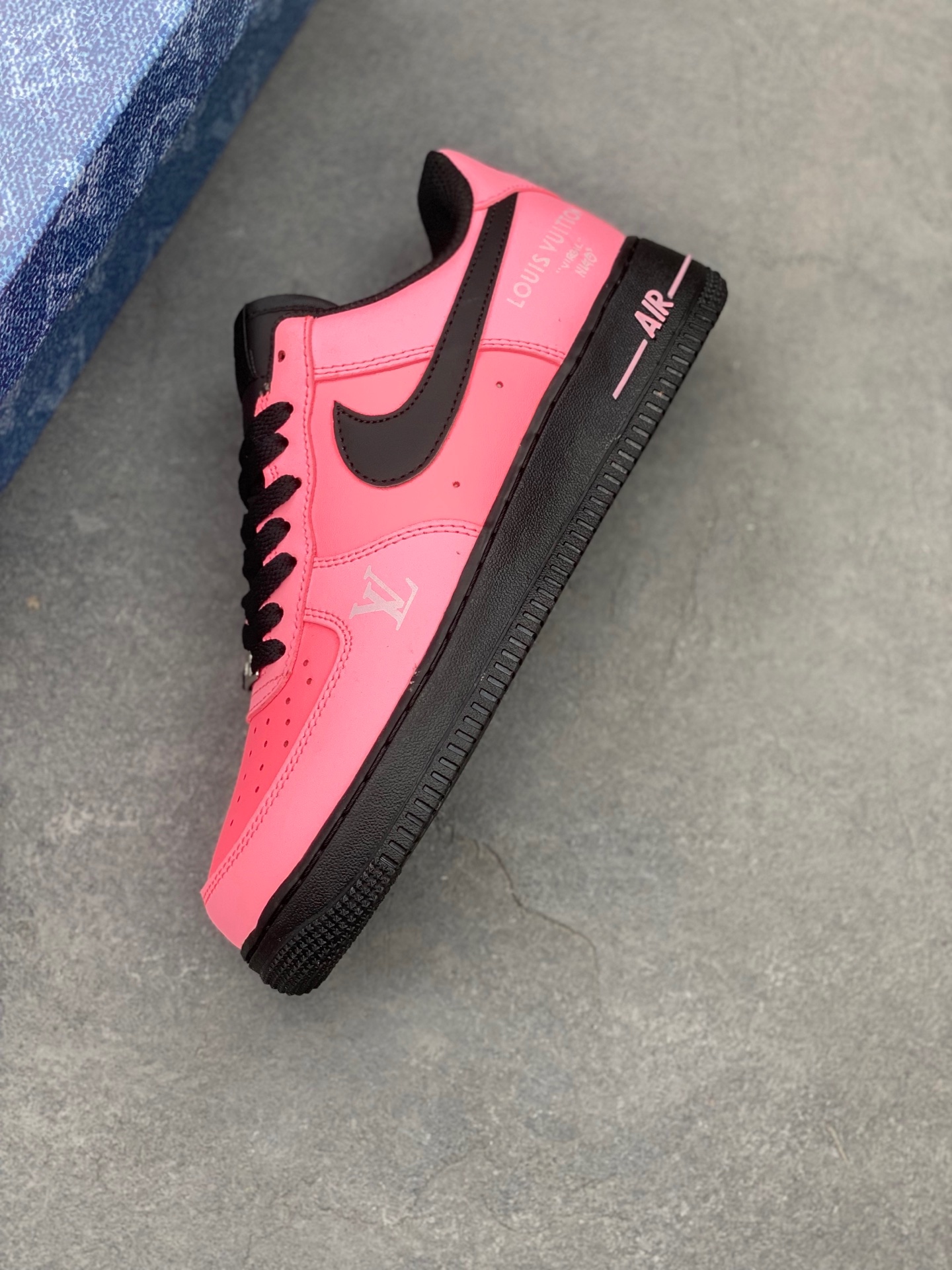 Nike Air Force 1 Low Pink/Black Custom Sneakers Limited Edition 8 i1749325614749 3915