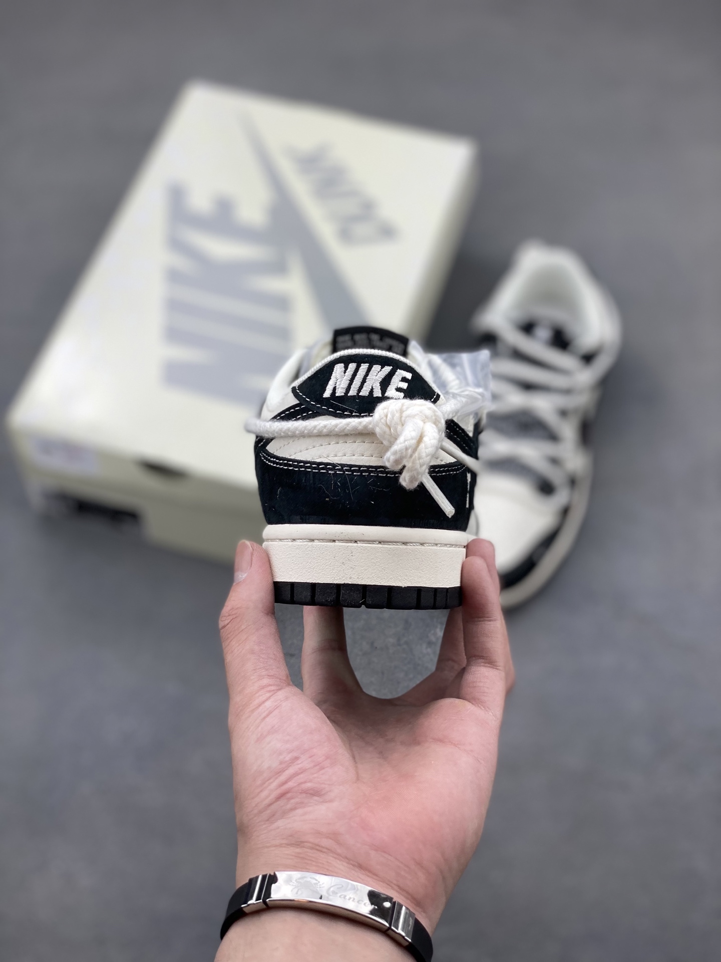 Nike Dunk Low Retro 'DIY' Custom Sneakers - Premium Comfort & Style 4 i1749326374834 9050 0 3