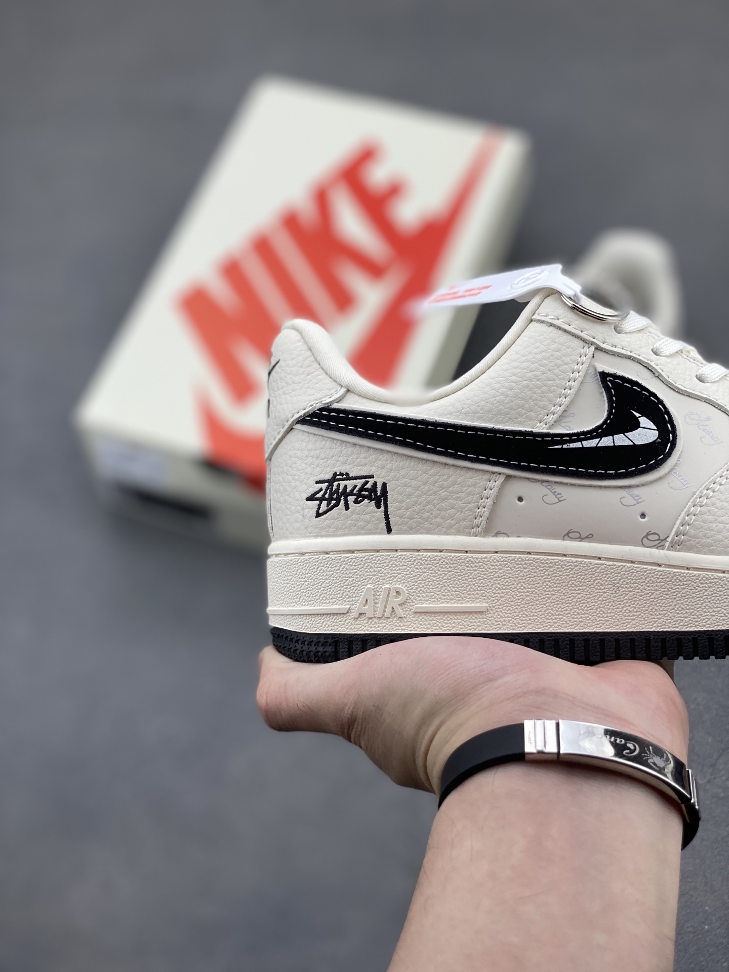 Nike Air Force 1 '07 Low Sneakers - Limited Edition Style 6 i1749486129571 6224 0 4