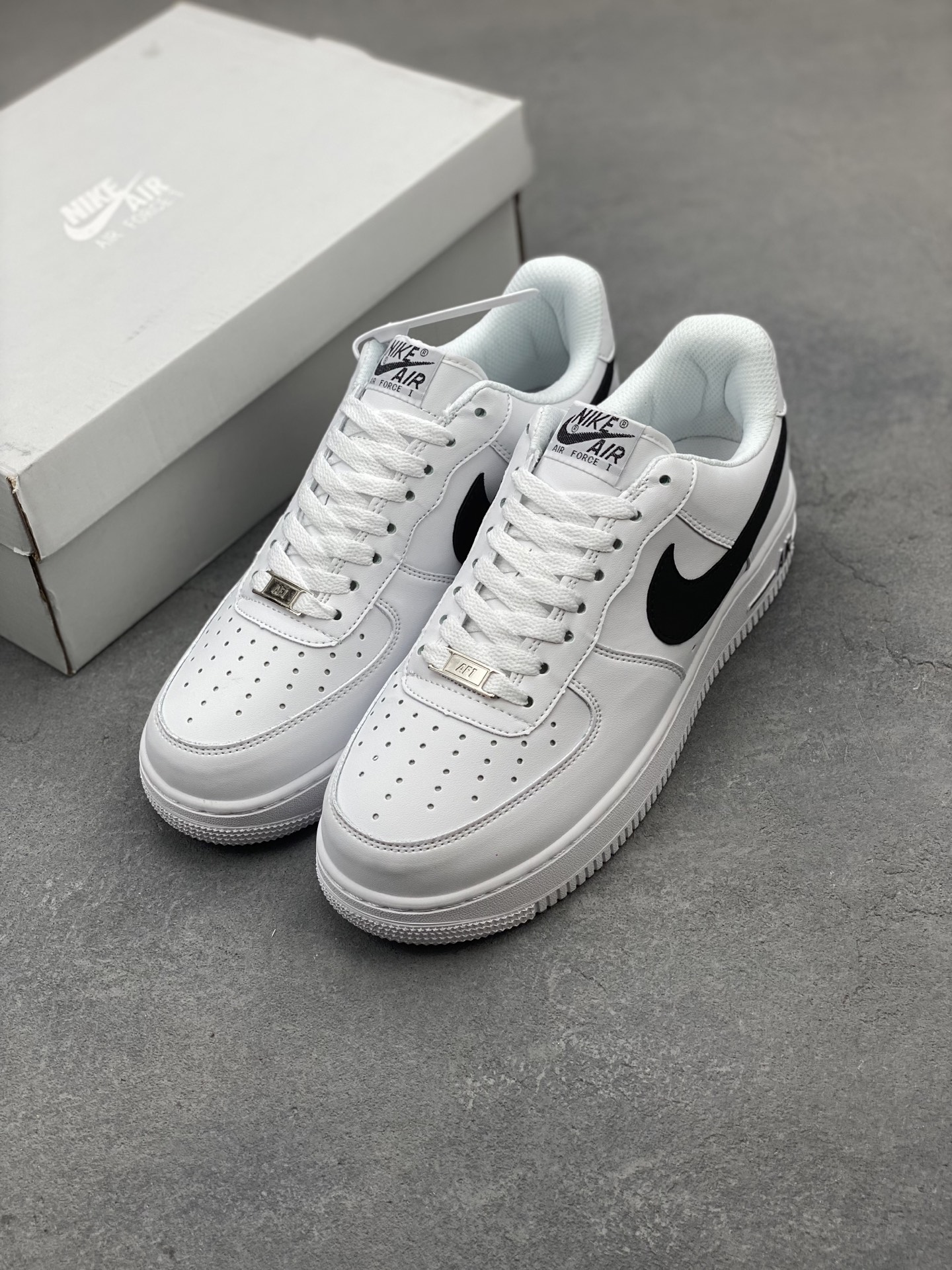 Nike Air Force 1 Low White Black Casual Shoes CJ0952-100 9 i1749486351496 6559 0 7