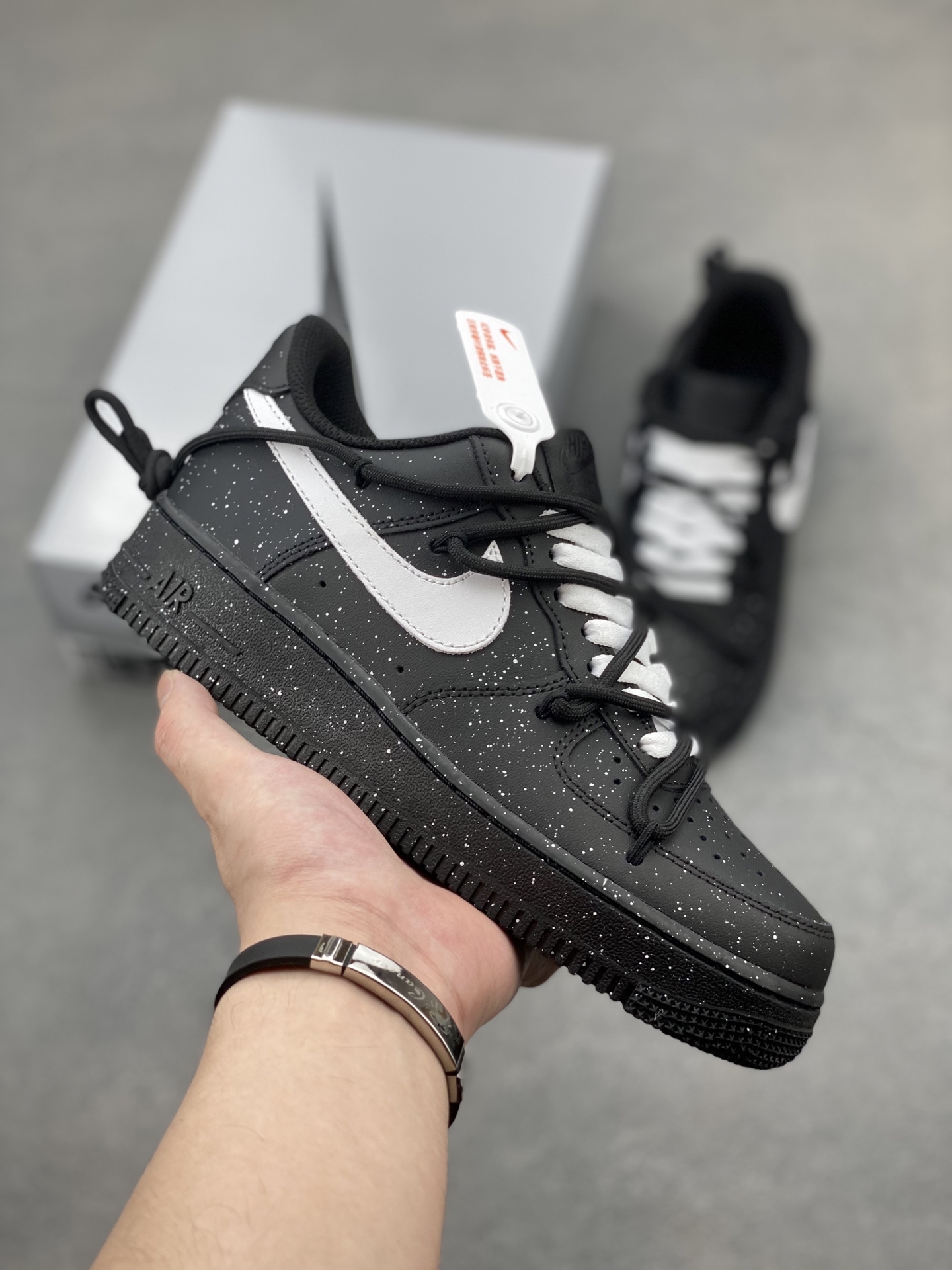 Nike Air Force 1 '07 Low Black/White Speckled Limited Edition Sneakers 2 i1749668436873 7741 0 0